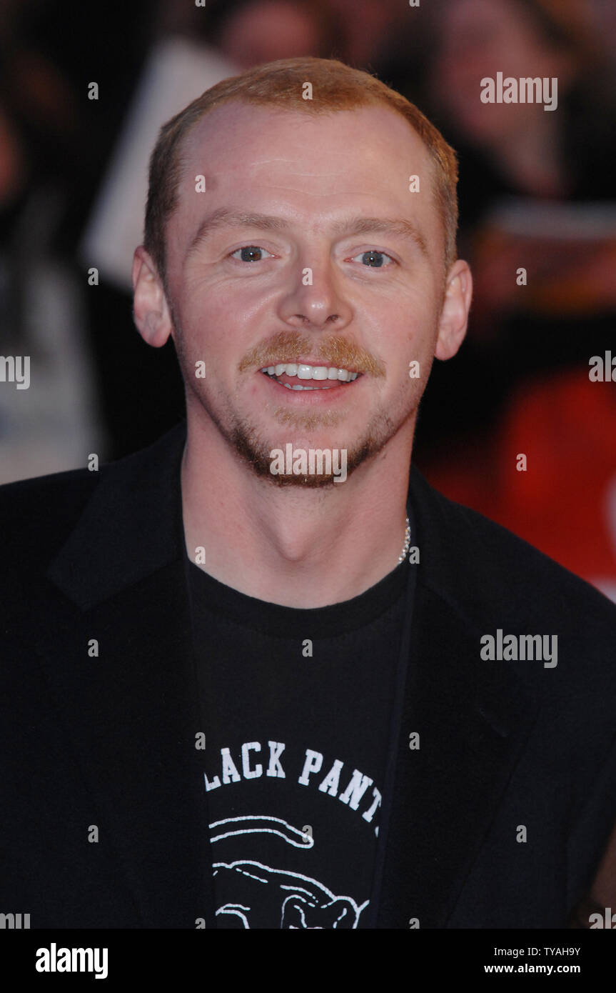 Der britische Schauspieler Simon Pegg besucht "Brit Awards" an der Station Earl's Court in London am 14. Februar 2007. (UPI Foto/Rune Hellestad) Stockfoto