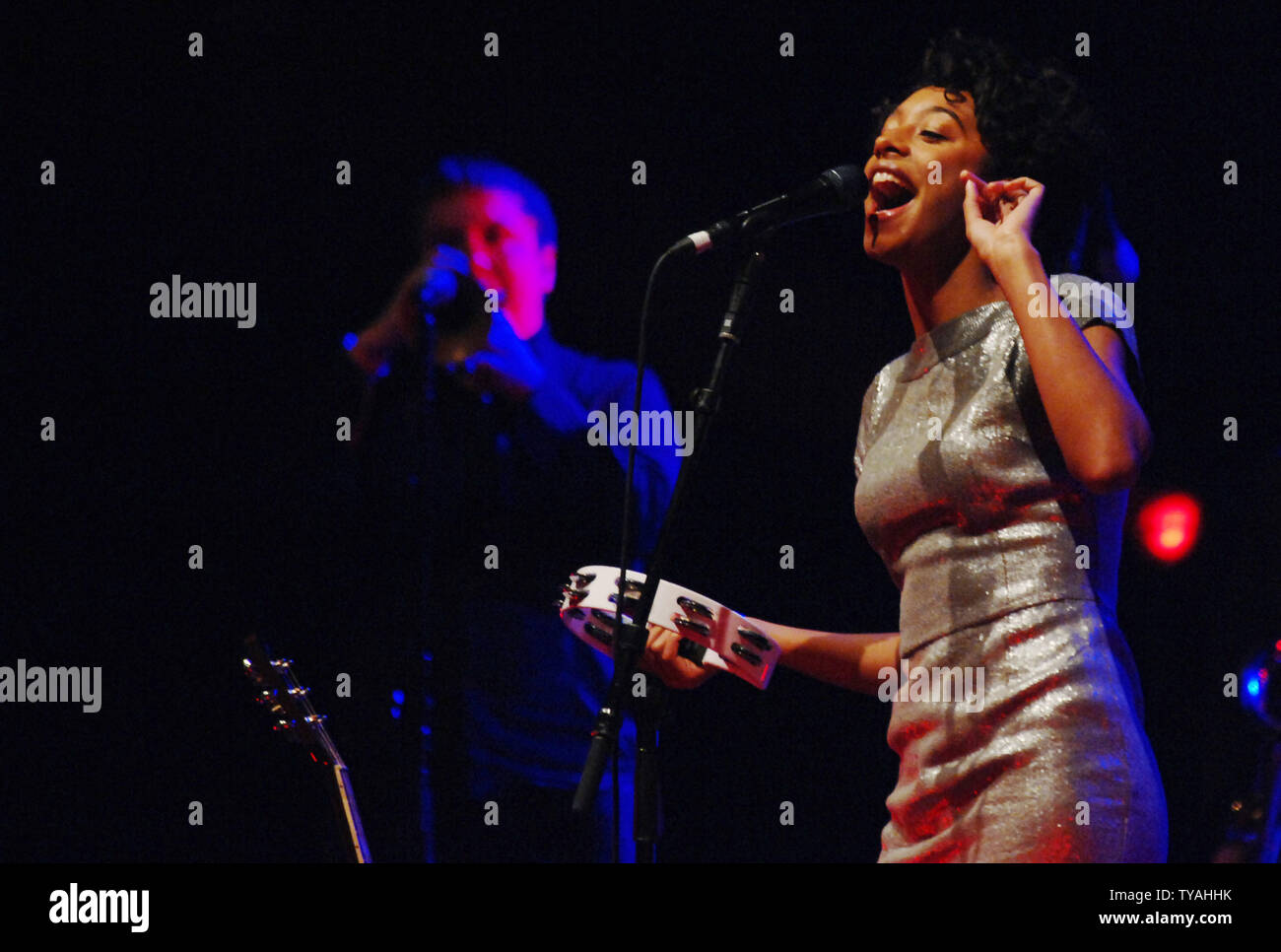 Britische Sängerin Corinne Bailey Rae führt in Hammersmith Apollo in London am 22. März 2007. (UPI Foto/Rune Hellestad) Stockfoto