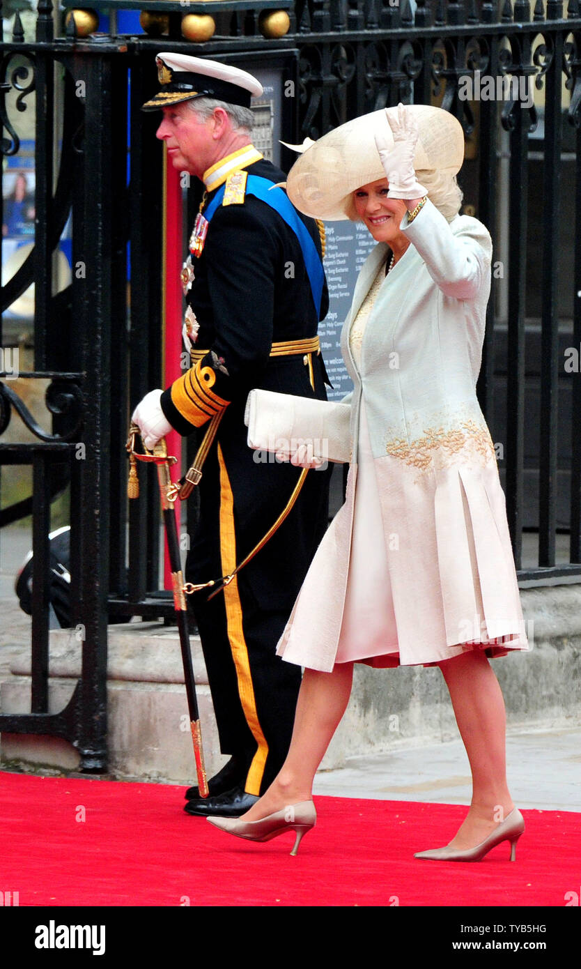 Prinz Charles und Camilla, Herzogin von Cornwall, kommen für die königliche Hochzeit zwischen Prinz William und Kate Middleton an der Westminster Abbey in London am 29. April 2011. UPI/Kevin Dietsch Stockfoto