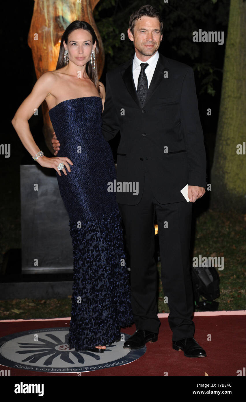 Der britische Schauspieler Dougray Scott und die Schauspielerin Claire Forlani besuchen 'Raissa Gorbatschow Foundation Party' in Hampton Court in London am 22. September 2011. UPI/Rune Hellestad Stockfoto