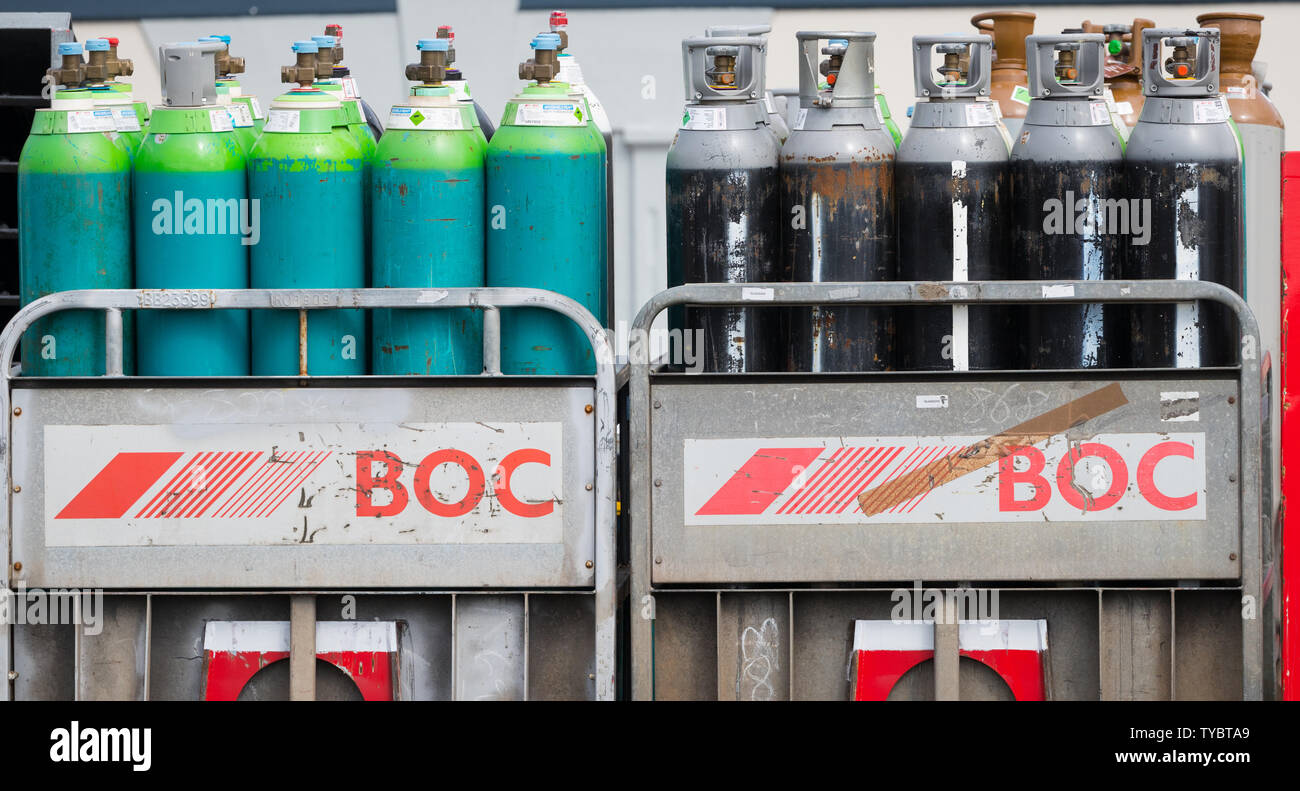 BOC Gas Flaschen in einen Pub in Lymington, Hampshire, Großbritannien geliefert Stockfoto
