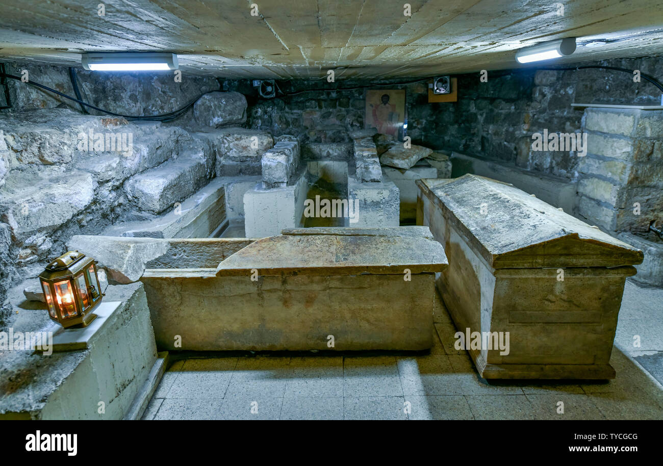 Krypta krypta -Fotos und -Bildmaterial in hoher Auflösung – Alamy