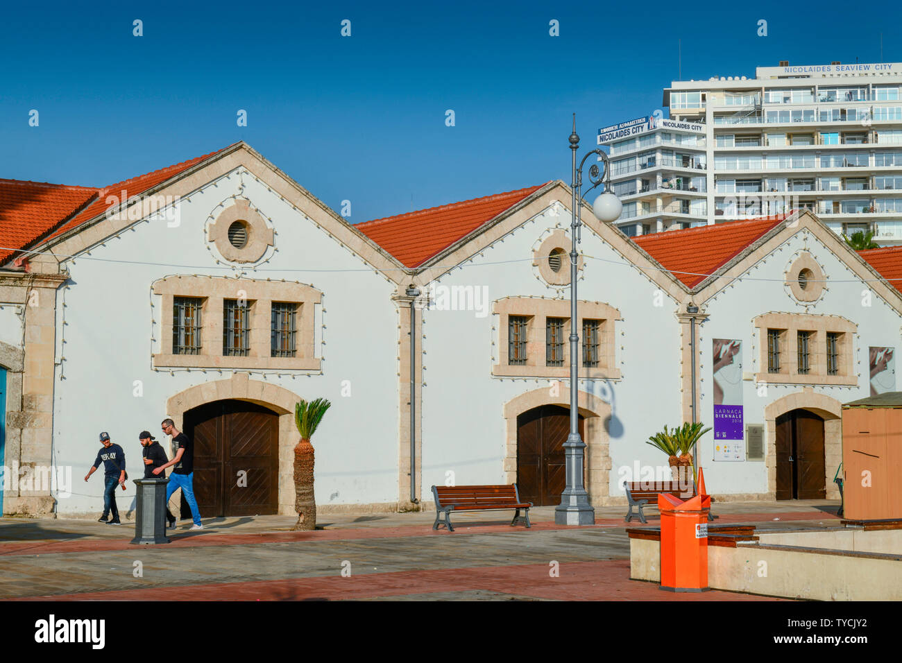 Kunstgalerie, Europaplatz, Finikoudas Promenade, Larnaka, Republik Zypern Stockfoto