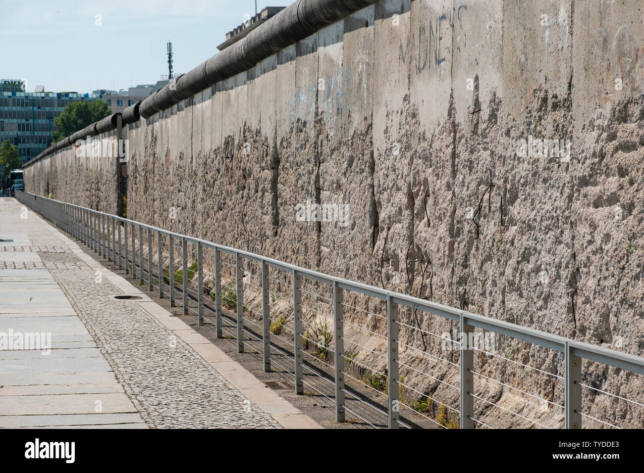 Eine erhaltene Abschnitt der Berliner Mauer. Stockfoto