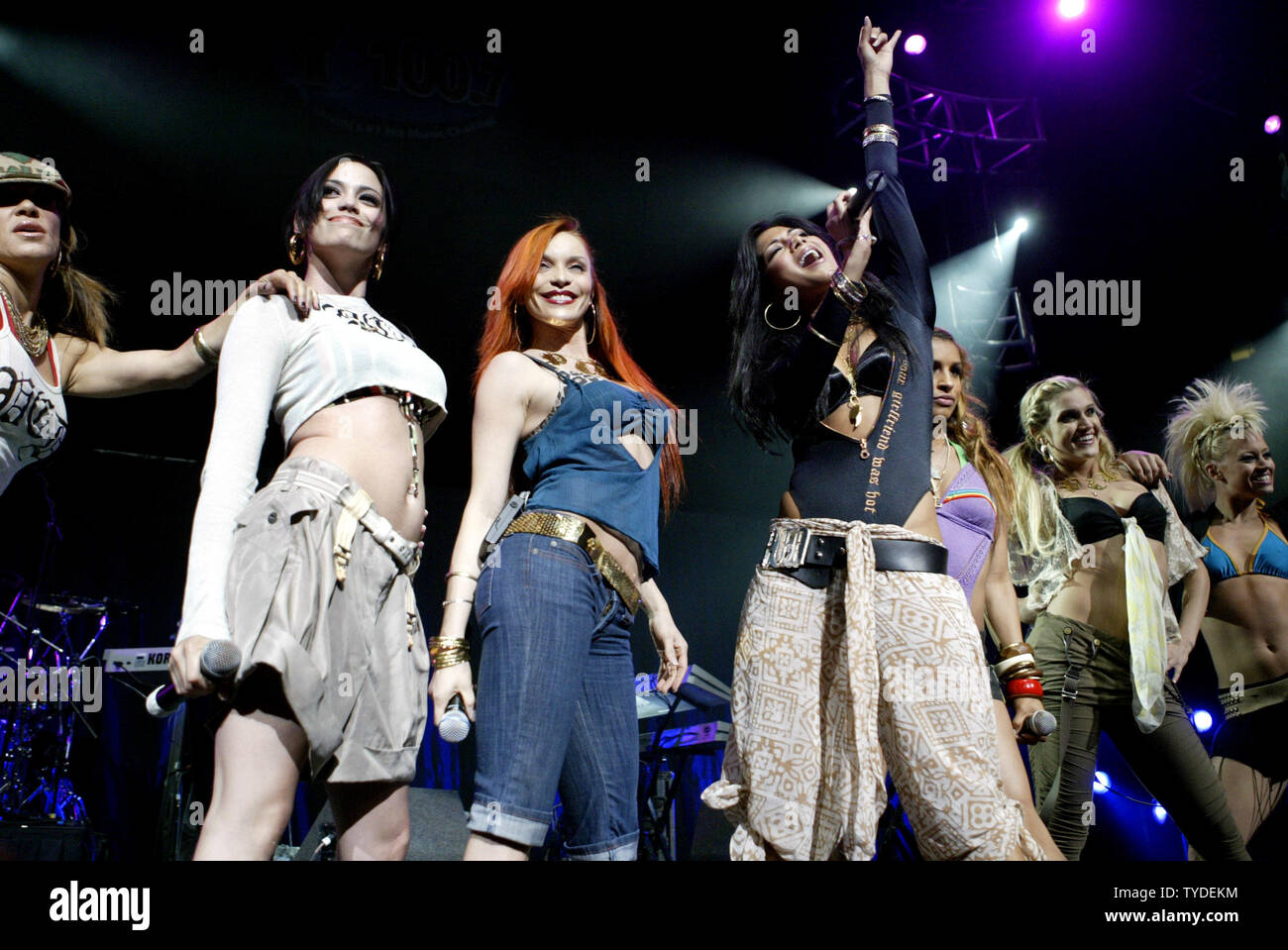 Pussycat dolls 2005 -Fotos und -Bildmaterial in hoher Auflösung – Alamy