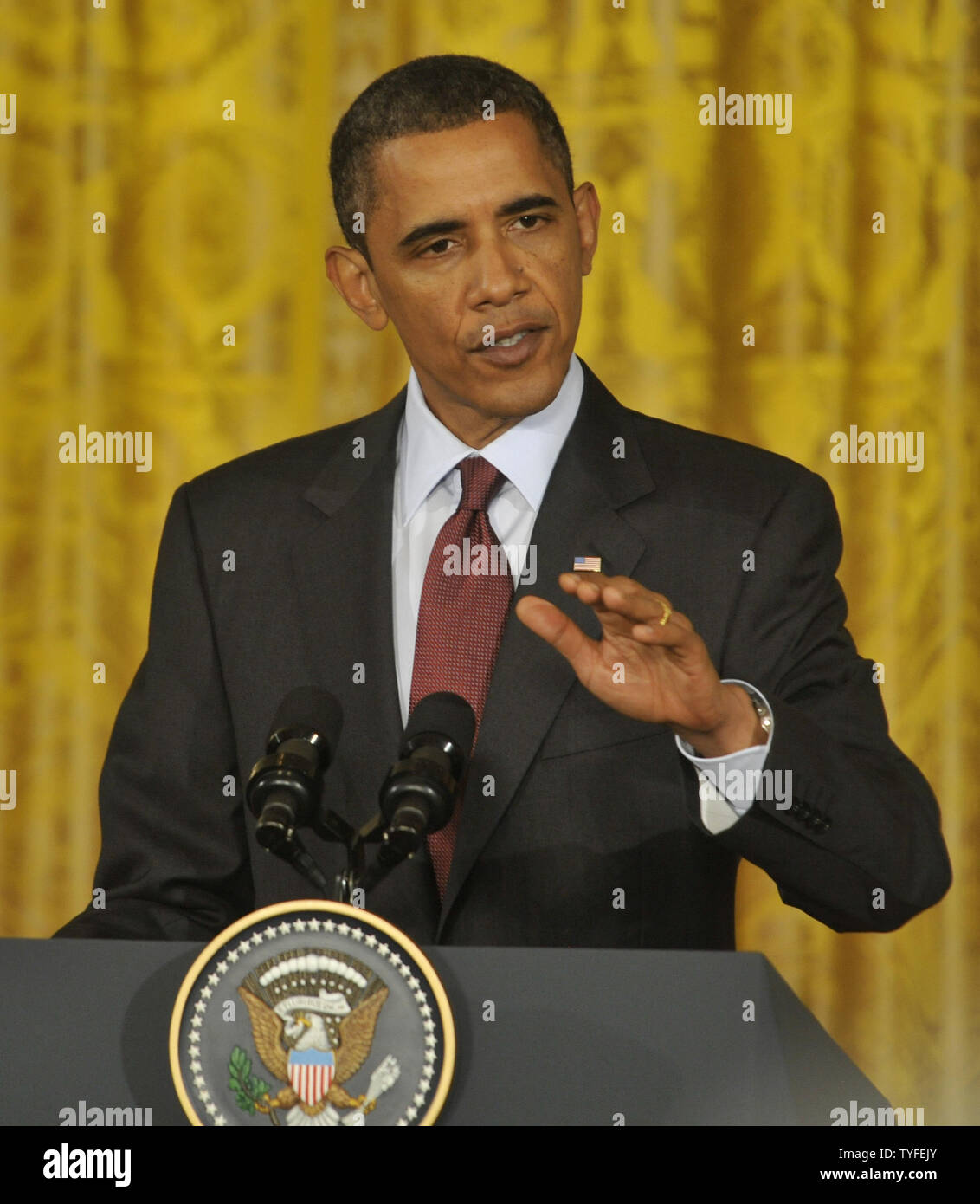 Us-Präsident Barack Obama spricht zu den Medien im East Room des Weißen Hauses nach seinem Treffen mit dem russischen Präsidenten Dmitri Medwedew in Washington am 24. Juni 2010. UPI/Alex Volgin Stockfoto