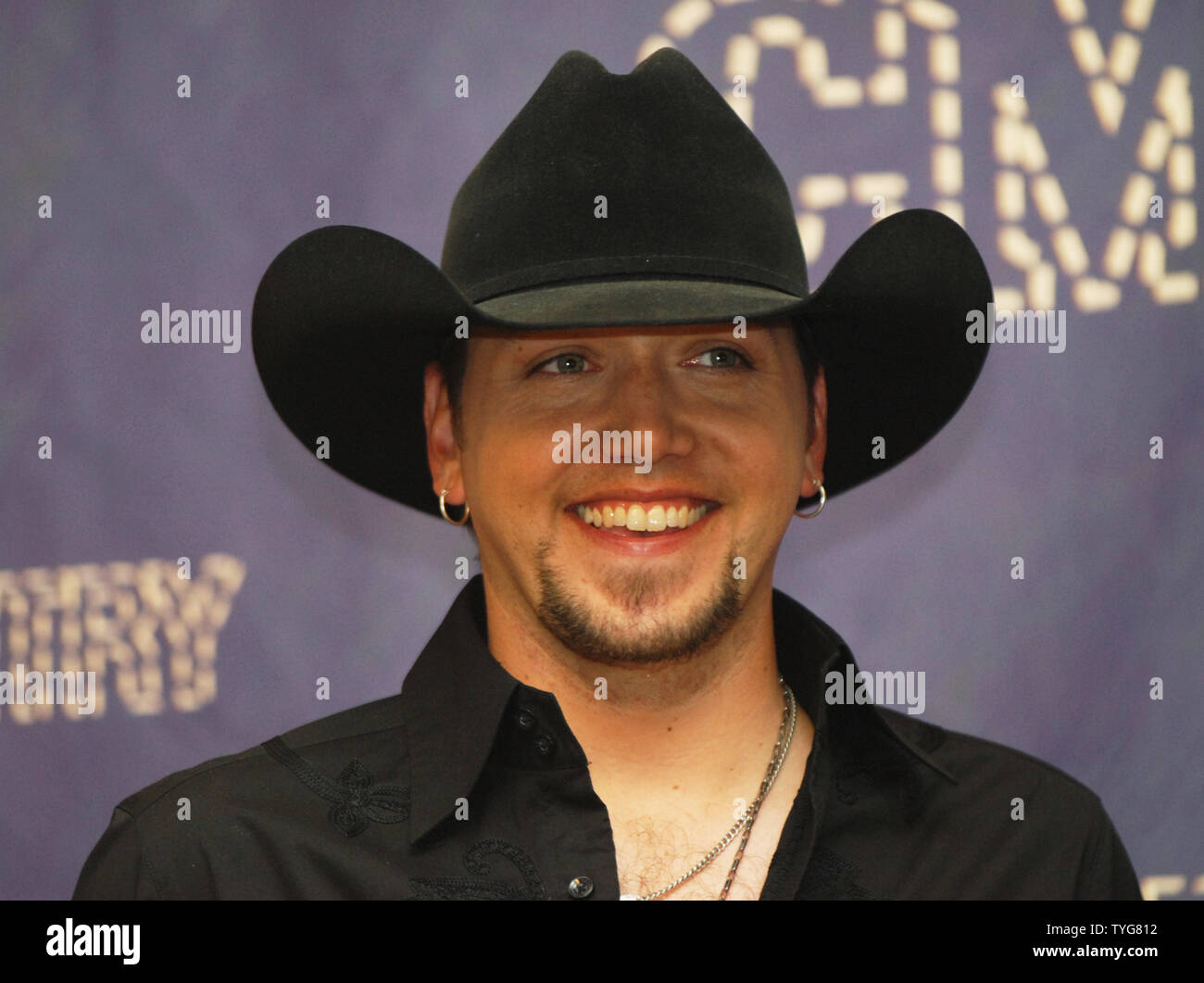 Jason Aldean kommt in der Presse an den 2008 CMT-Awards an die Kandare Event Center an der Belmont University in Nashville, Tennessee am 14. April 2008. (UPI Foto/Alexis C Glenn) Stockfoto