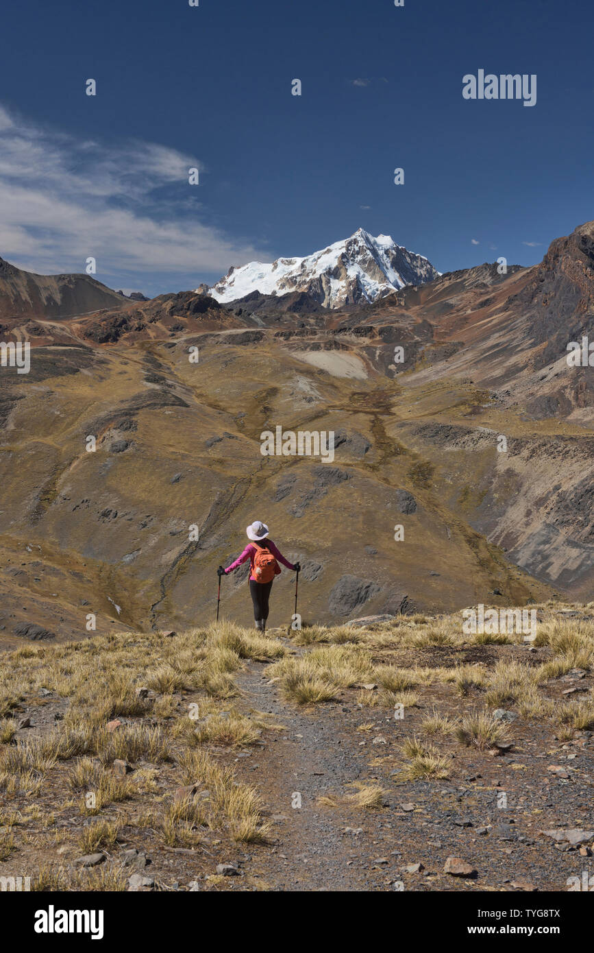 Mit Blick auf Huayna Potosi auf die Cordillera Real Traverse, Bolivien Stockfoto