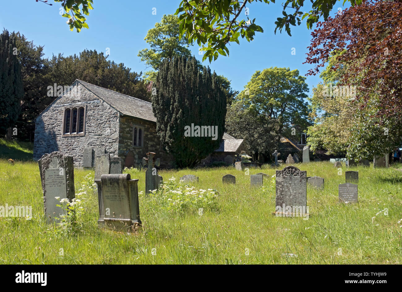 Friedhof der St. John's Church im Sommer St. John's im Vale in der Nähe des Keswick Lake District National Park Cumbria England Großbritannien Großbritannien Stockfoto