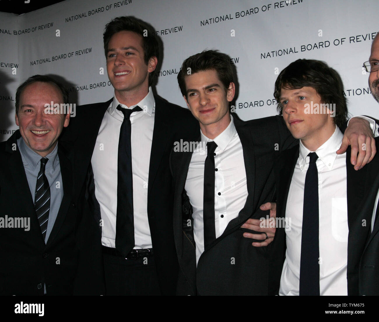 Kevin Spacey, Armee Hammer, Andrew Garfield und Jesse Eisenberg kommen für die nationale Überprüfung der Motion Pictures Awards Gala in Cipriani in New York am 11. Januar 2011. UPI/Laura Cavanaugh Stockfoto