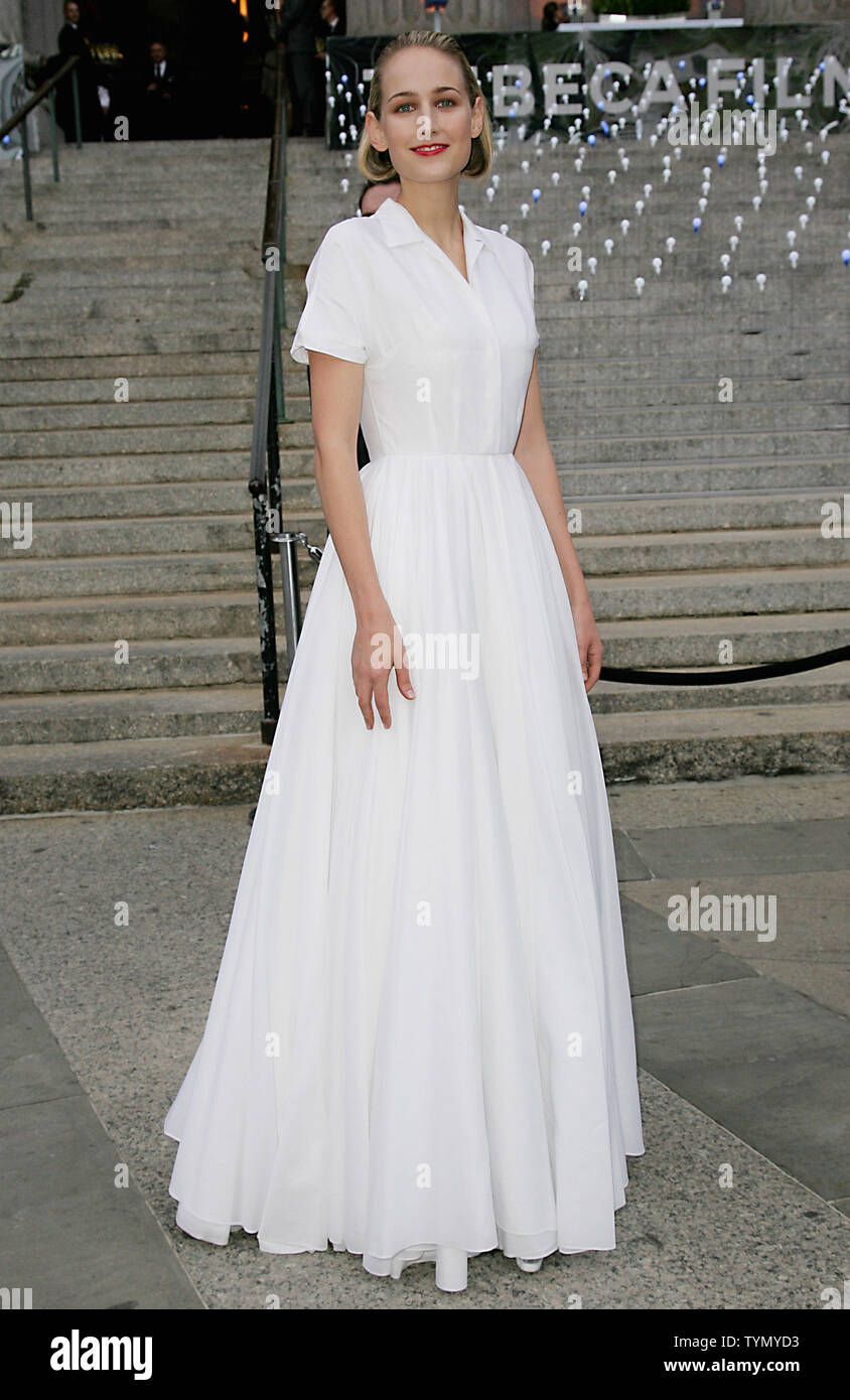 Leelee Sobieski kommt für die Vanity Fair Partei an der State Supreme Court Gebäude, in dem das Starten des Tribeca Film Festival am 17. April 2012 in New York City. UPI/Monika Graff. Stockfoto