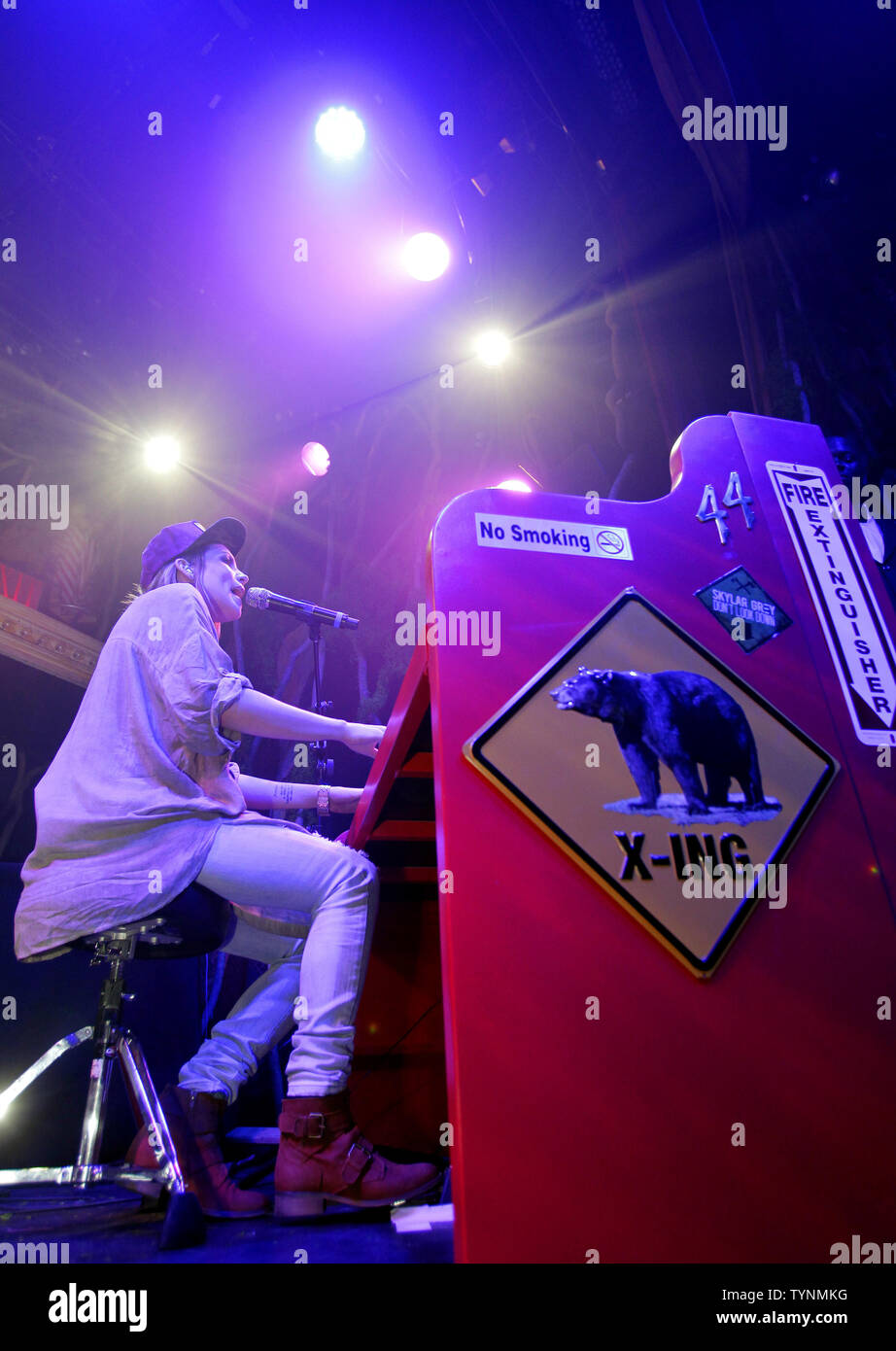 Skylar Grau führt Sie an 'Don't Down" Album Release Party in der Box in New York City am 9. Juli 2013. UPI/John angelillo Stockfoto