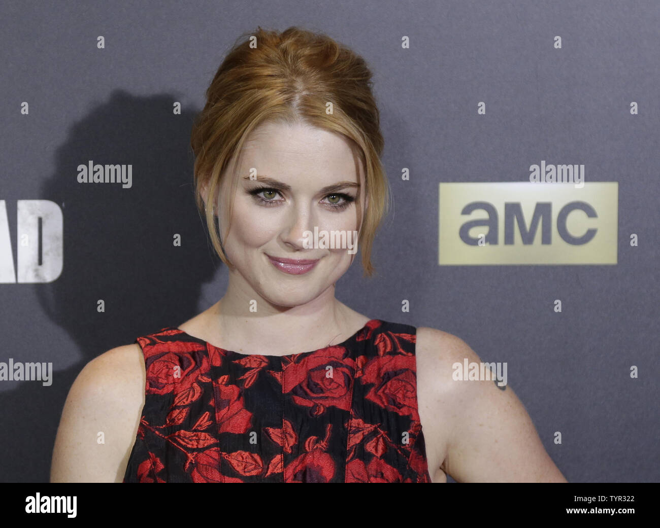 Alexandra Breckenridge kommt auf dem roten Teppich bei der AMC "The Walking Dead" Staffel 6 Ventilator Premiere im Madison Square Garden, die am 9. Oktober 2015 in New York City. Foto von John angelillo/UPI Stockfoto