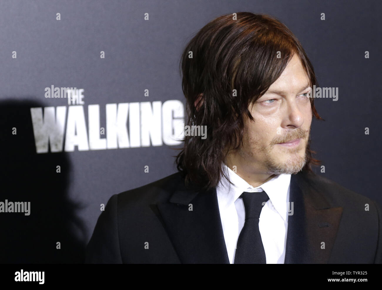 Norman Reedus kommt auf dem roten Teppich bei der AMC "The Walking Dead"  Staffel 6 Ventilator Premiere im Madison Square Garden, die am 9. Oktober  2015 in New York City. Foto von