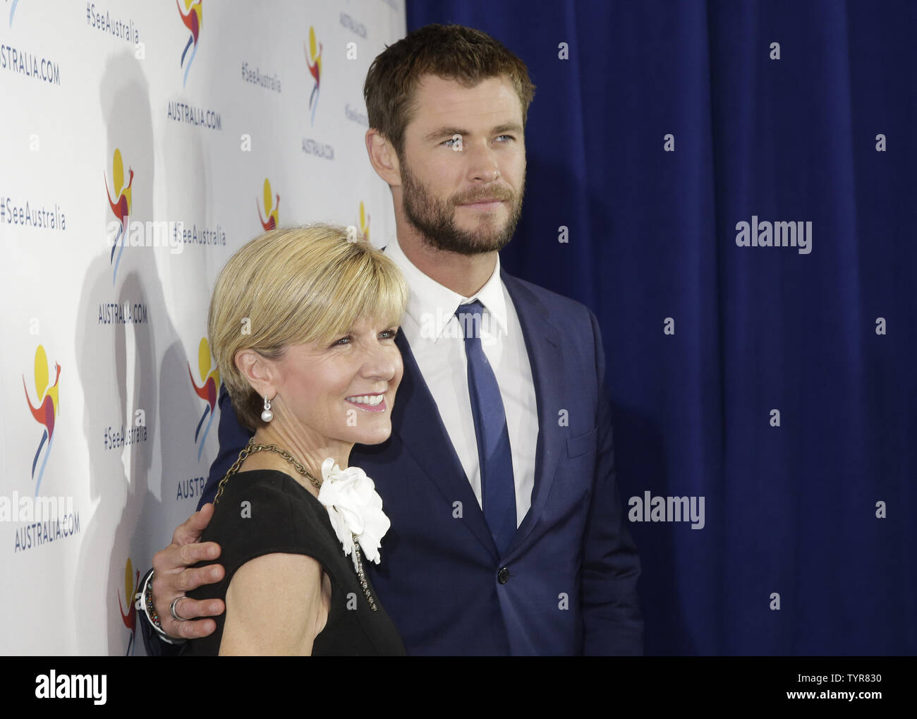 Australische Minister für Auswärtige Angelegenheiten Julie Bishop und Chris Hemsworth kommen an der 'Es gibt nichts wie Australien' Kampagne auf Celsius am Bryant Park in New York City am 25. Januar 2016. Foto von John angelillo/UPI Stockfoto