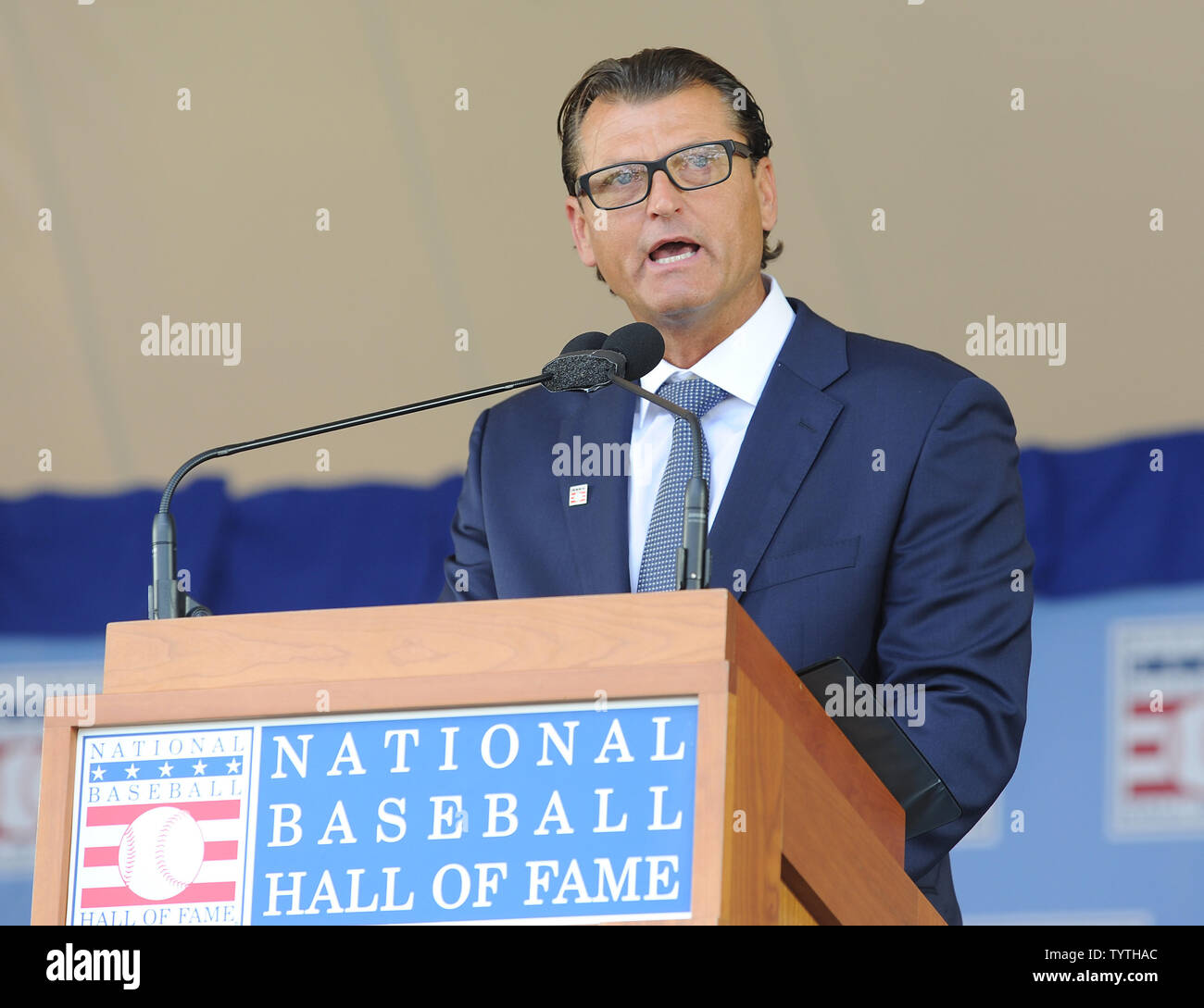 Trevor Hoffman liefert seinen Baseball Hall of Fame induction Rede bei der Clark Sportzentrum in Cooperstown, New York am 29. Juli 2018. Eine Aufzeichnung 60 Hall of Famers sind geplant in Central New York, Vladimir Guerrero, Trevor Hoffman, Chipper Jones, Jack Morris, Jim Thome und Alan Trammell am National Baseball Hall of Fame und Museum während der Hall of Fame Wochenende zu Ehren am Juli 27.-30. Foto von George Napolitano/UPI Stockfoto