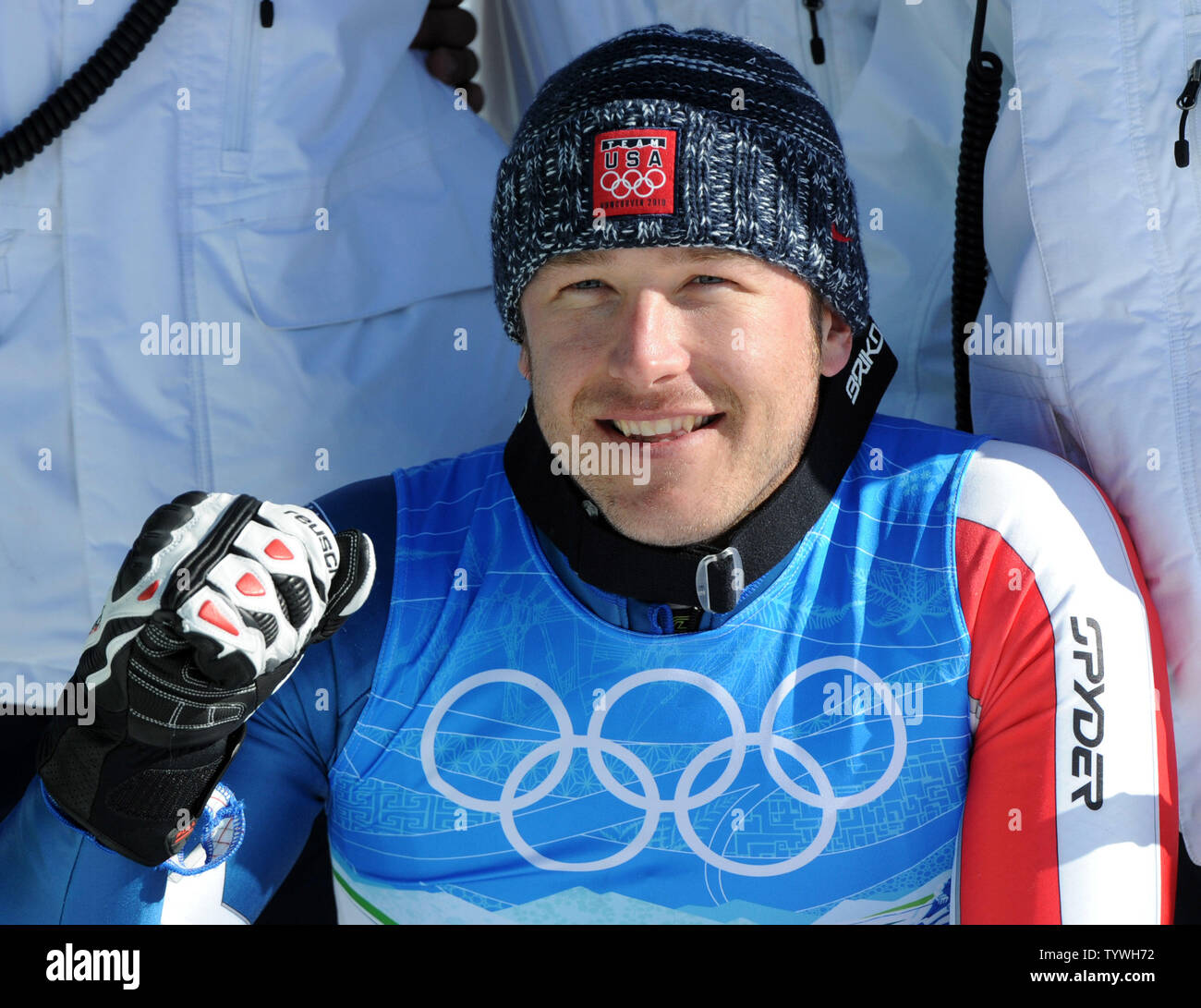 Goldmedaille des Gewinners USA Bode Miller Lächeln nach der Siegerehrung für Super das die Männer Kombination Abfahrt/Slalom Event in Whistler Creekside bei den Olympischen Winterspielen am 21. Februar 2010. UPI/Pat Benic Stockfoto