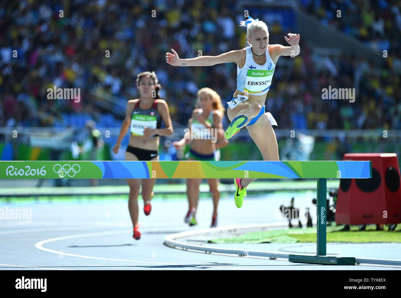 Sandra Ericsson von Finnland konkurriert in der Frauen 3000 m Hindernis Qualifikationsrunde am Rio olympische Sommerspiele 2016 in Rio de Janeiro, Brasilien, 13. August 2016. Foto von Kevin Dietsch/UPI Stockfoto