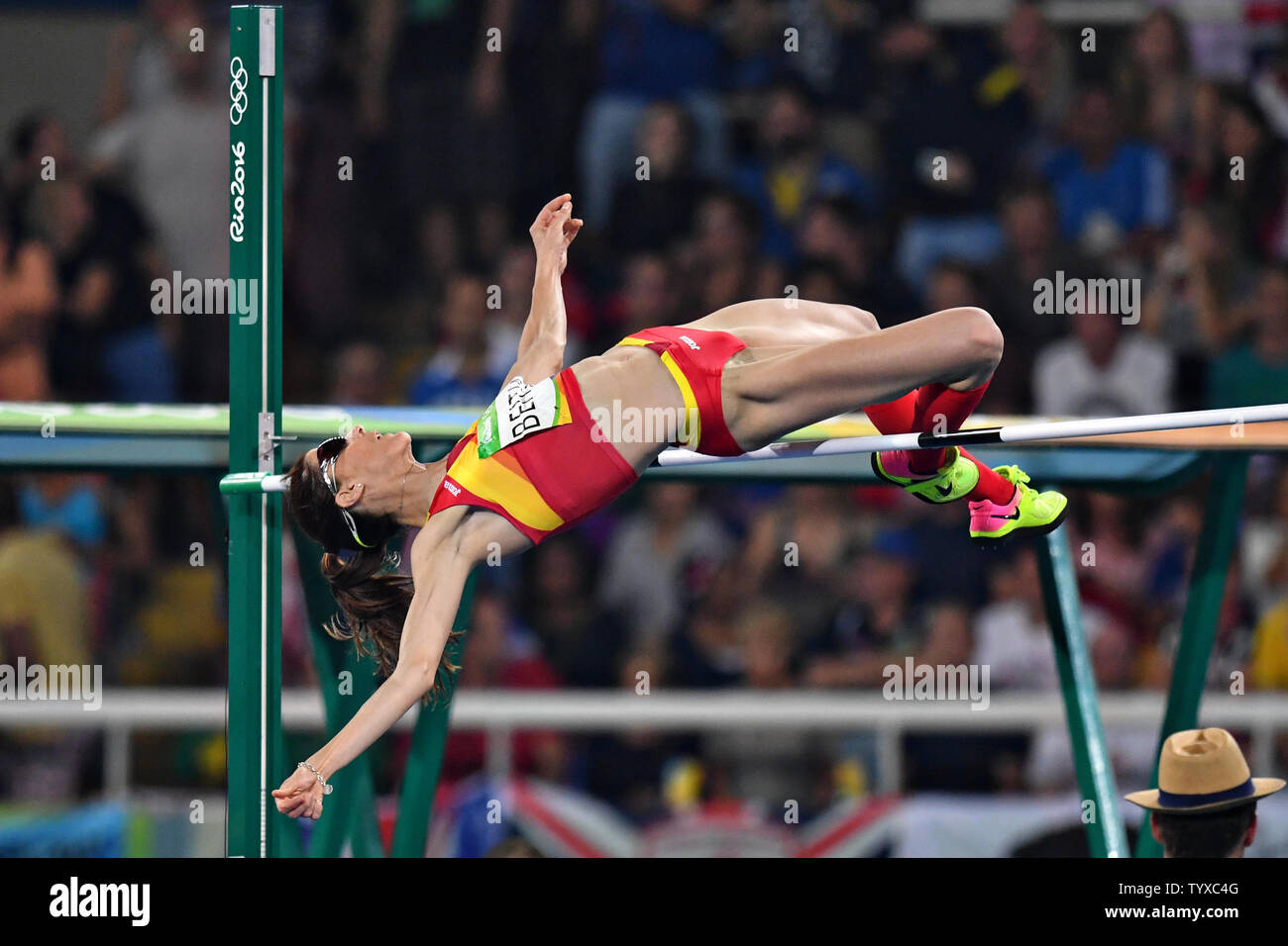 Ruth Beitia Spaniens konkurriert in Hohe der Frauen springen Finale bei den Olympischen Spielen 2016 in Rio de Janeiro Rio de Janeiro, Brasilien, am 20. August 2016. Beitia ging auf die Goldmedaille in den Fall zu gewinnen. Foto von Richard Ellis/UPI Stockfoto