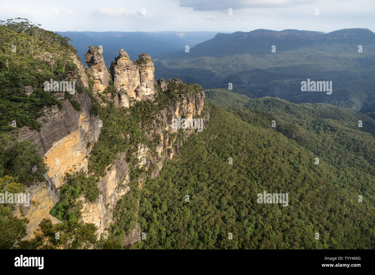 Drei Schwestern Felsformation mit letzten Sonnenlicht in den Blue Mountains, Katoomba, New South Wales, Australien Stockfoto