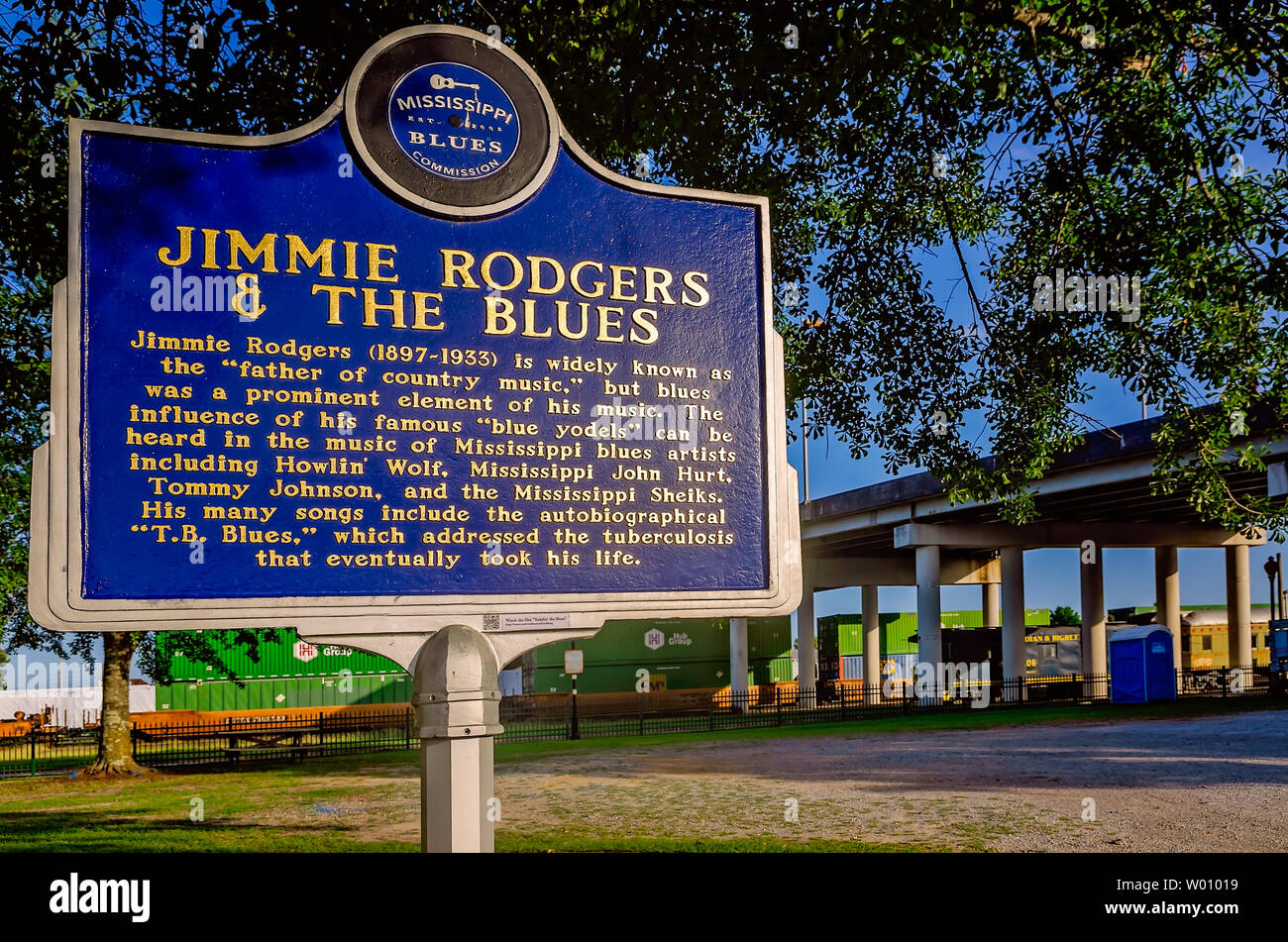 Eine historische Marker ehrt Blues Musiker Jimmie Rodgers, 22. Juni 2019, in Meridian, Mississippi. Rodgers ist known​ als die "singende Bremser." Stockfoto