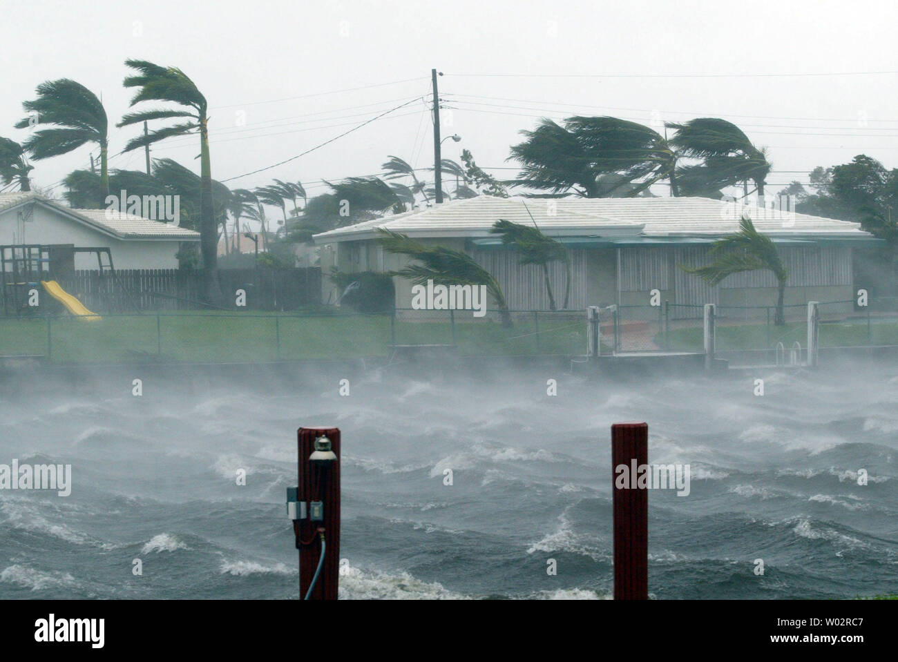 Hurricane wilma Fotos und Bildmaterial in hoher Auflösung Alamy