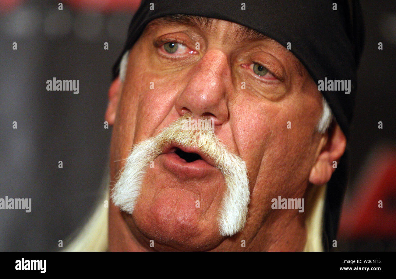 Fu Manchu Moustache Stockfotos Und Bilder Kaufen Alamy