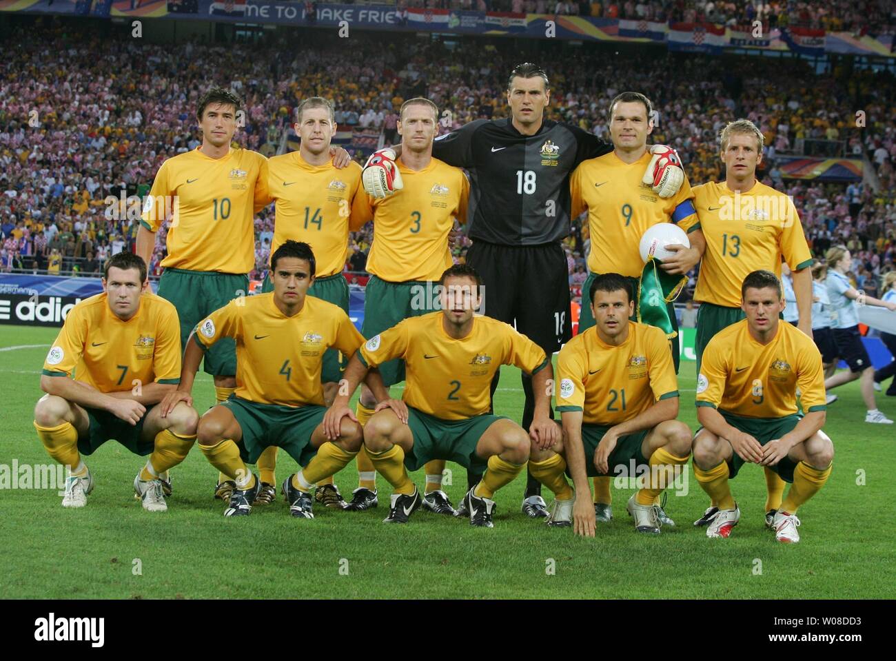 Australiens Team vor dem letzten Spiel der Gruppe F der FIFA WM Deutschland 2006 im Gottlieb-Daimler-Stadion der Welt Cup Fußball-Veranstaltung in Stuttgart, Deutschland am 22. Juni 2006. Kroatien gegen Australien 2:2. (UPI Foto/Christian Brunskill) Stockfoto