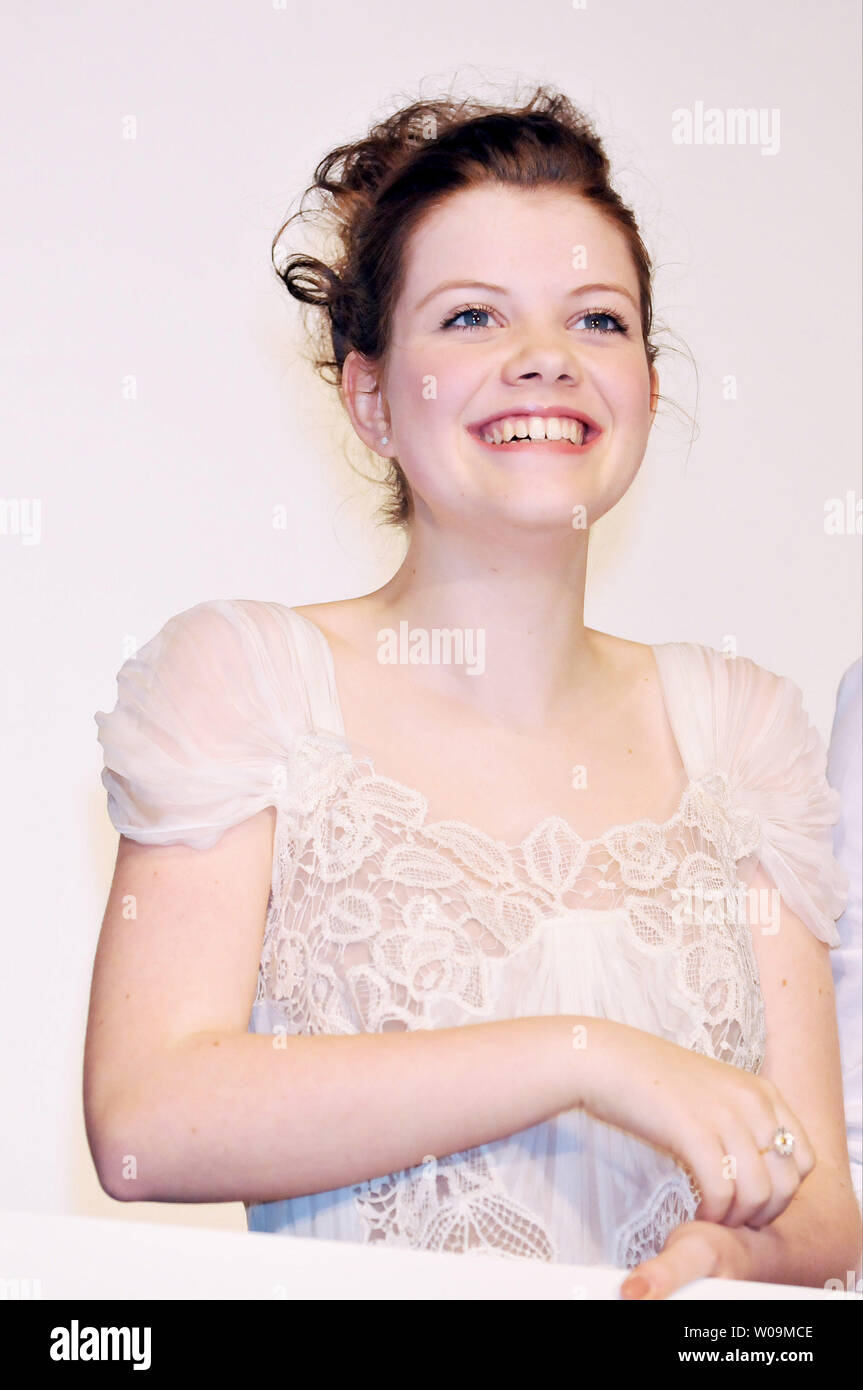 Schauspielerin Georgie Henley besucht die Japan Premiere für den Film "Die Chroniken von Narnia: Die Reise auf der Morgenröte Keltern" in Tokio, Japan, am 13. Februar 2011. UPI/Keizo Mori Stockfoto