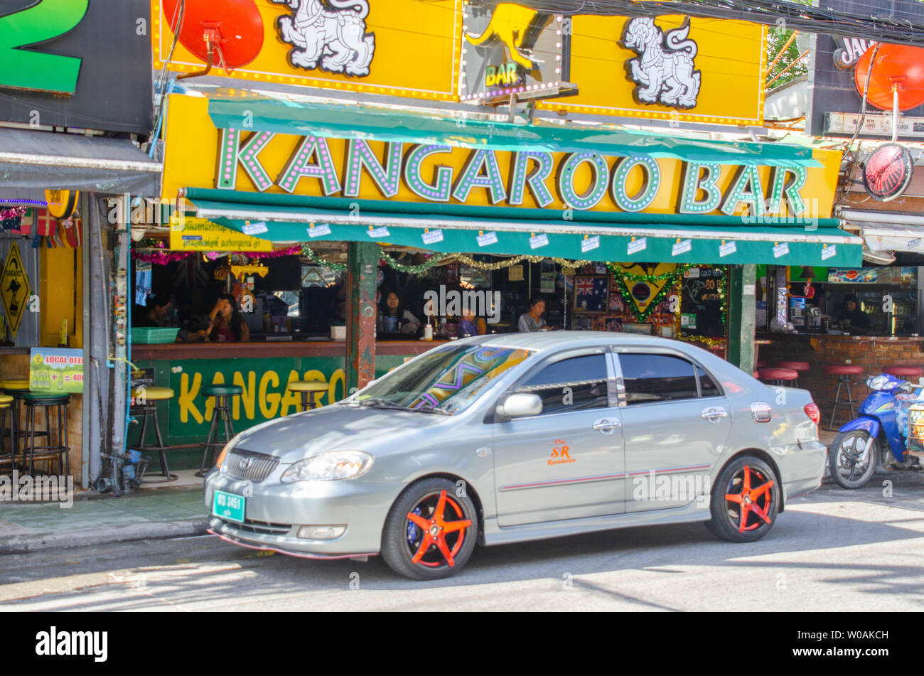 Snazzy Räder außerhalb Kangaroo Bar Patong Beach Phuket Thailand Stockfoto