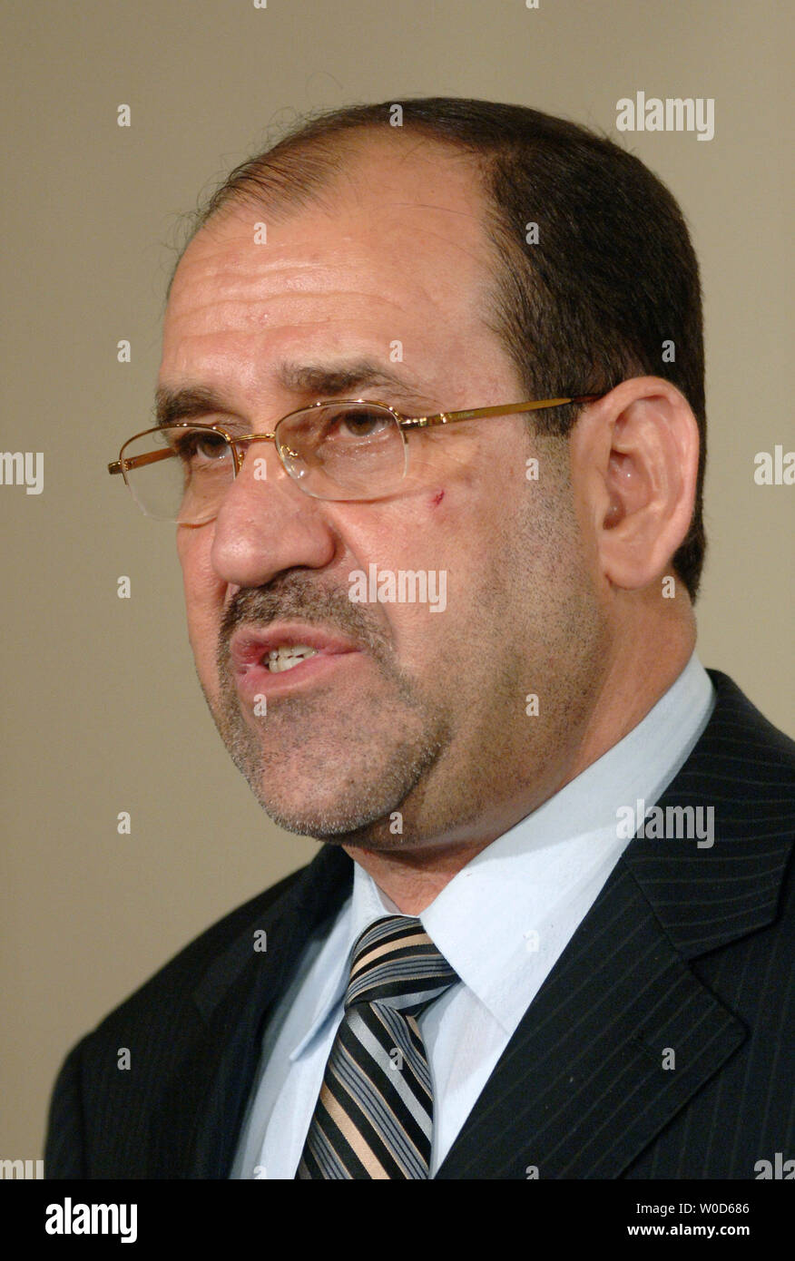 Der irakische Premierminister Nuri al-Maliki spricht auf einer gemeinsamen Pressekonferenz mit Präsident George W. Bush im Weißen Haus in Washington am 25. Juli 2006. (UPI Foto/Kevin Dietsch) Stockfoto