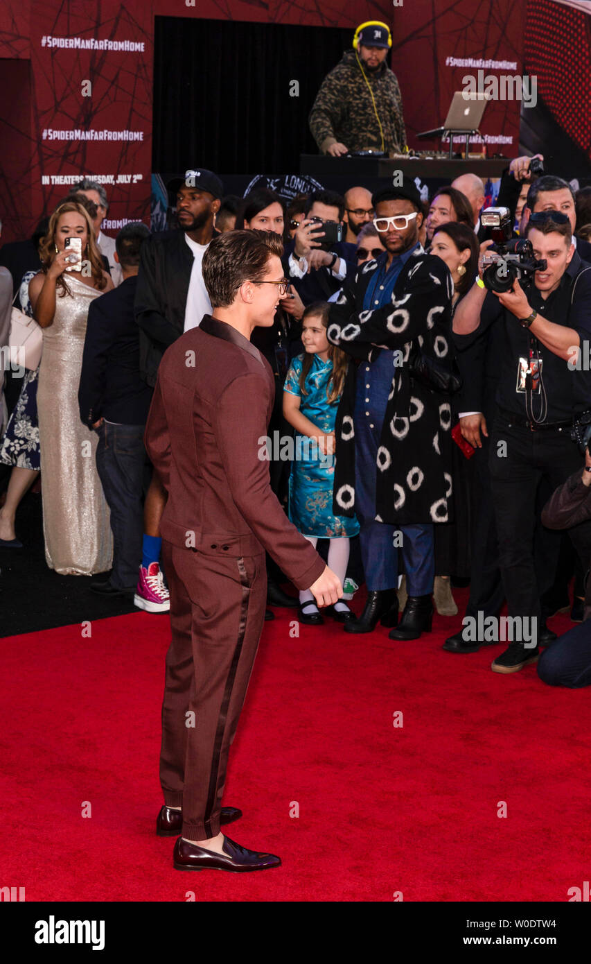 Los Angeles, CA - 26. Juni 2019: Tom Holland besucht die Premiere von Sony Pictures 'Spider-Man weit von zu Hause' gehalten an TCL Chinese Theatre Stockfoto