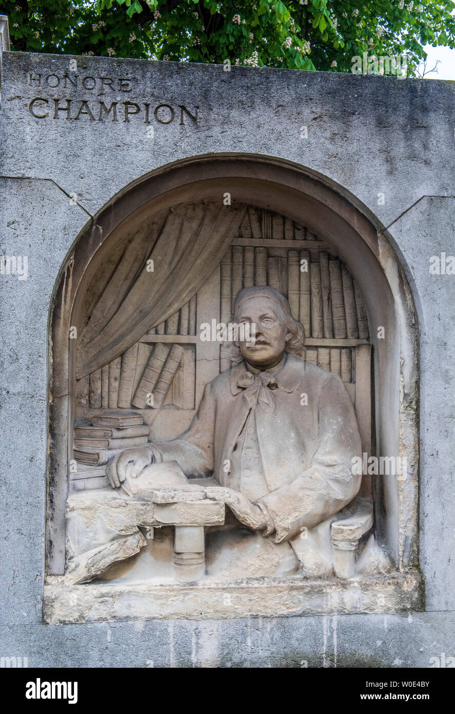 Frankreich, 14. arrondissement von Paris, Montparnasse Friedhof, Grab des Herausgebers Honore Champion (1846-1913) Stockfoto