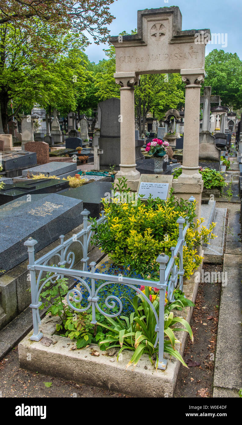 Frankreich, 14. arrondissement von Paris, Montparnasse Friedhof, Grab der Schriftsteller Guy De Maupassant (1850-1893) Stockfoto