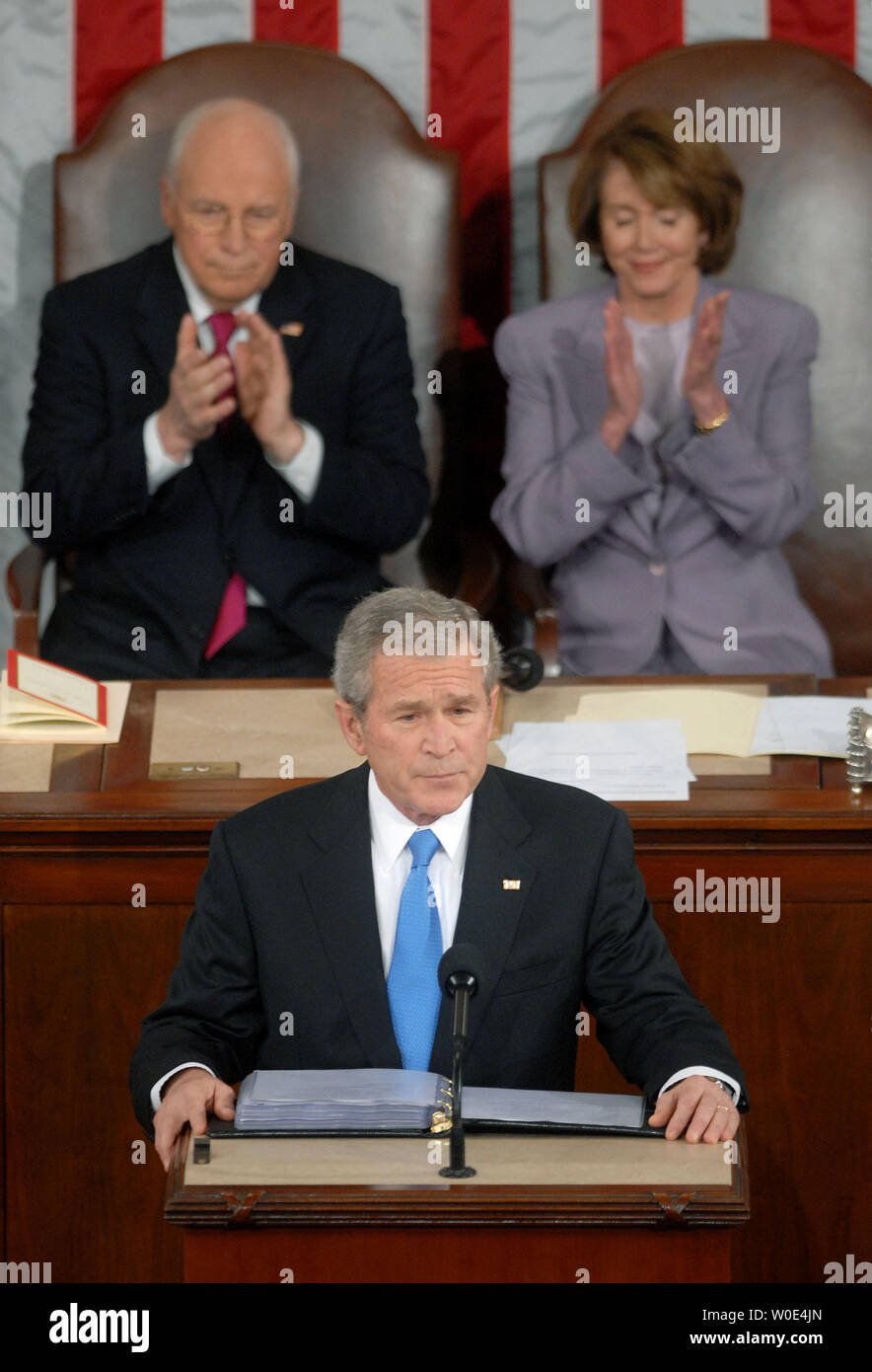 Präsident W. Bush die Nation während seiner Rede zur Lage der