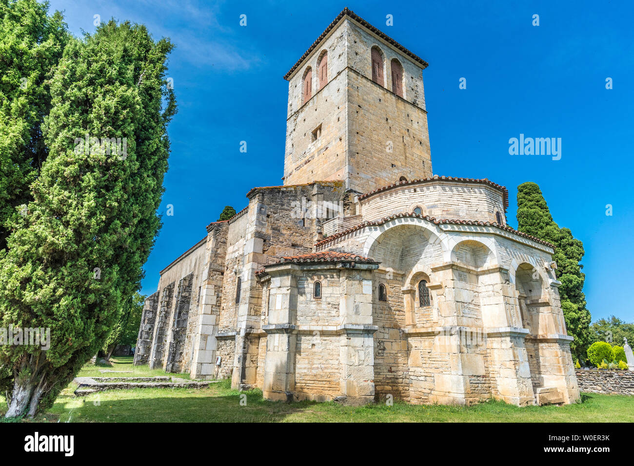 Frankreich, Piemont der Pyrenäen, Haute-Garonne, Kirche St. Just-de-Comminges (11. bis 12. Jahrhundert) Saint James Weg (UNESCO Welterbe) Stockfoto