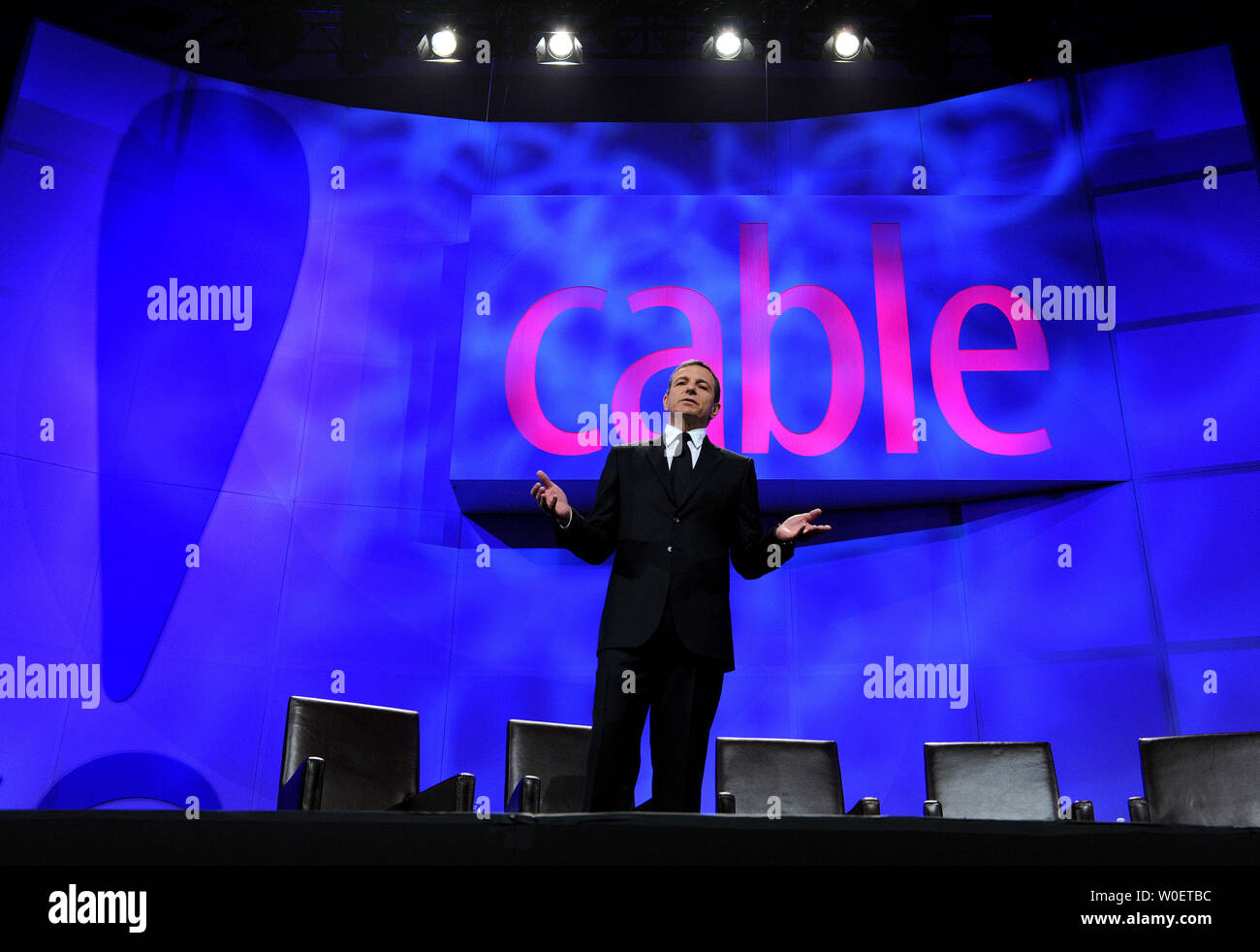 Walt Disney Company President und CEO Robert Iger liefert seiner Rede während der nationalen Kabel- und Telecommunications Association (Ncta) Kabel Show '09 Fall in Washington am 2. April 2009. (UPI Foto/Roger L. Wollenberg) Stockfoto