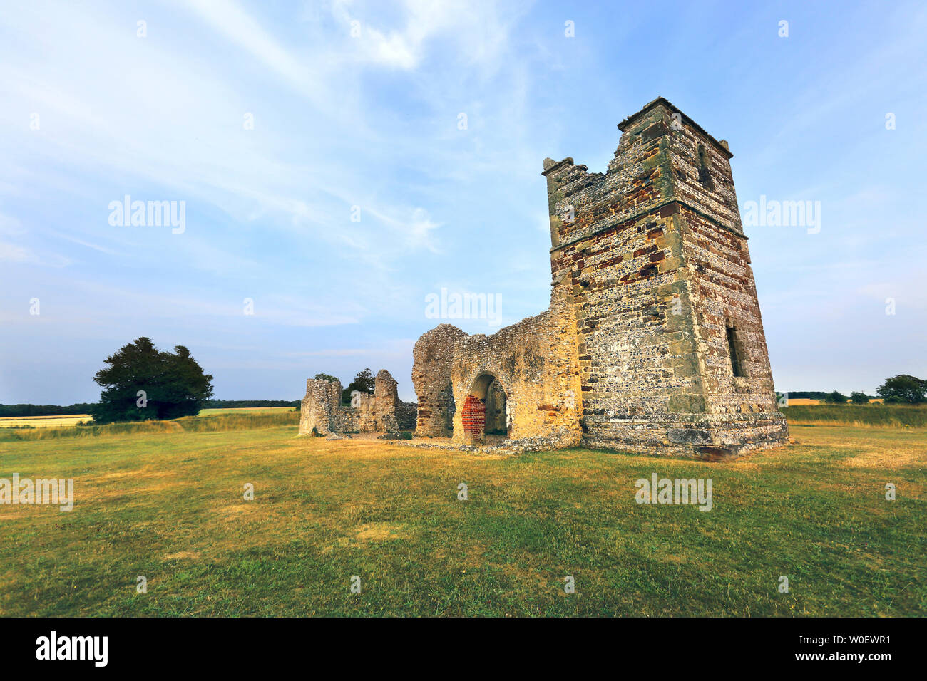 Vereinigtes Königreich, England. Die Knowlton Kirchenruine in Dorset Stockfoto