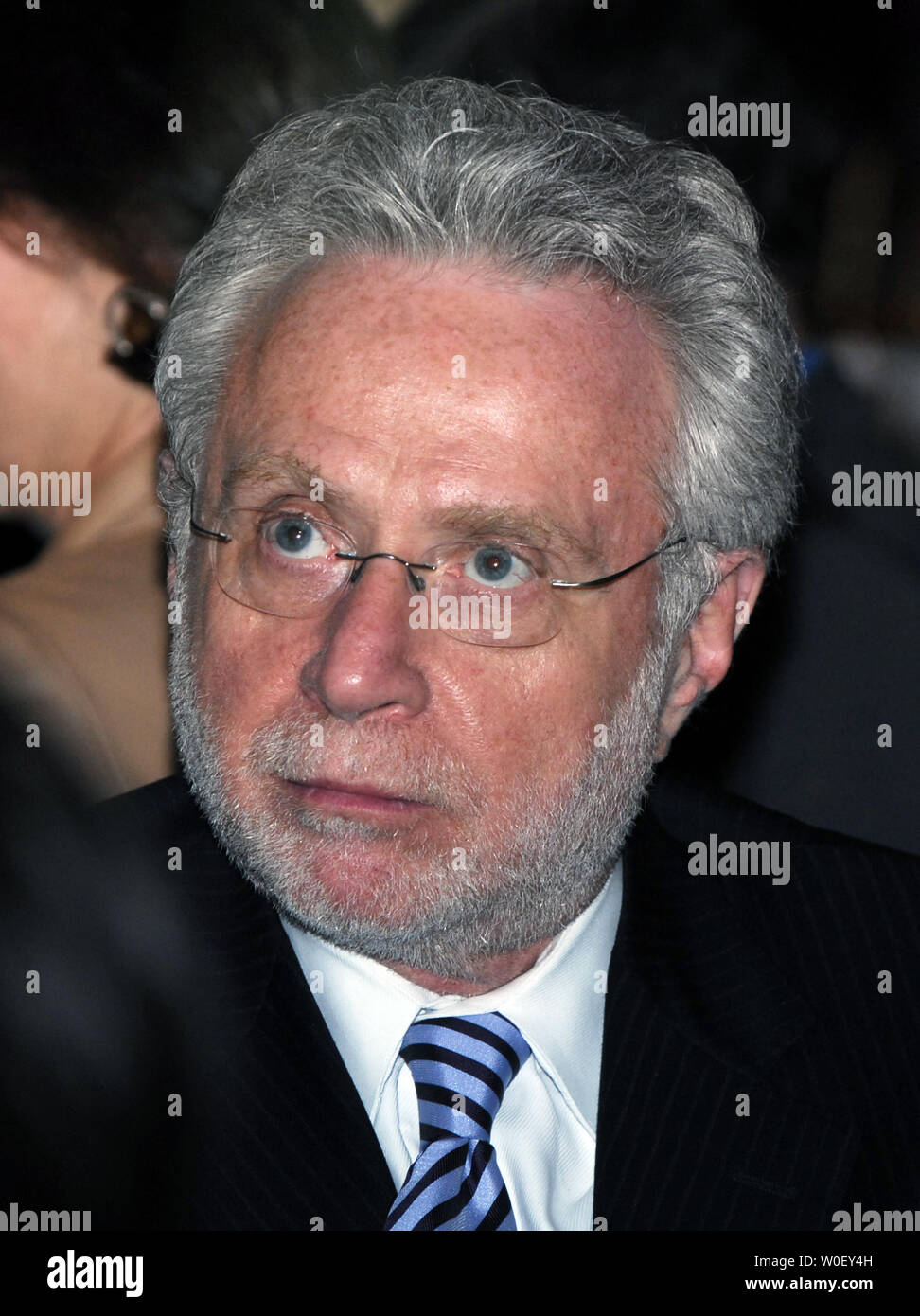 CNN Anker Wolf Blitzer nimmt an den 30. Jahrestag Flüchtlinge International Dinner an der Botschaft von Italien in Washington am 7. Mai 2009. Die Organisation ist zu Ehren Ted Turner für seine Beiträge zu humanitären Fragen. (UPI Foto/Alexis C Glenn) Stockfoto