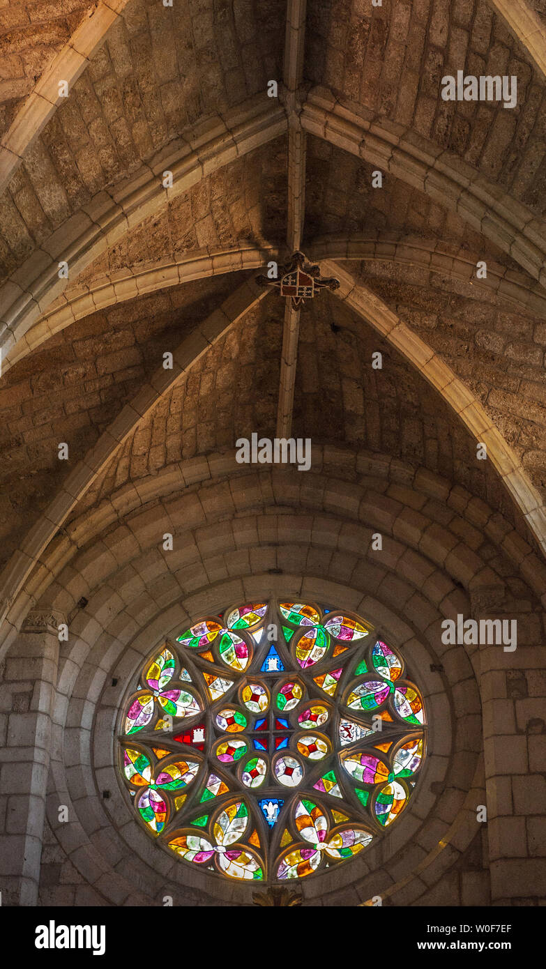 Spanien, Autonome Gemeinschaft Kastilien und Leon, Provinz Burgos, historischen Dorf Covarrubias, Saint Cosme und Hl. Damian Stiftskirche (Saint James Weg) Stockfoto