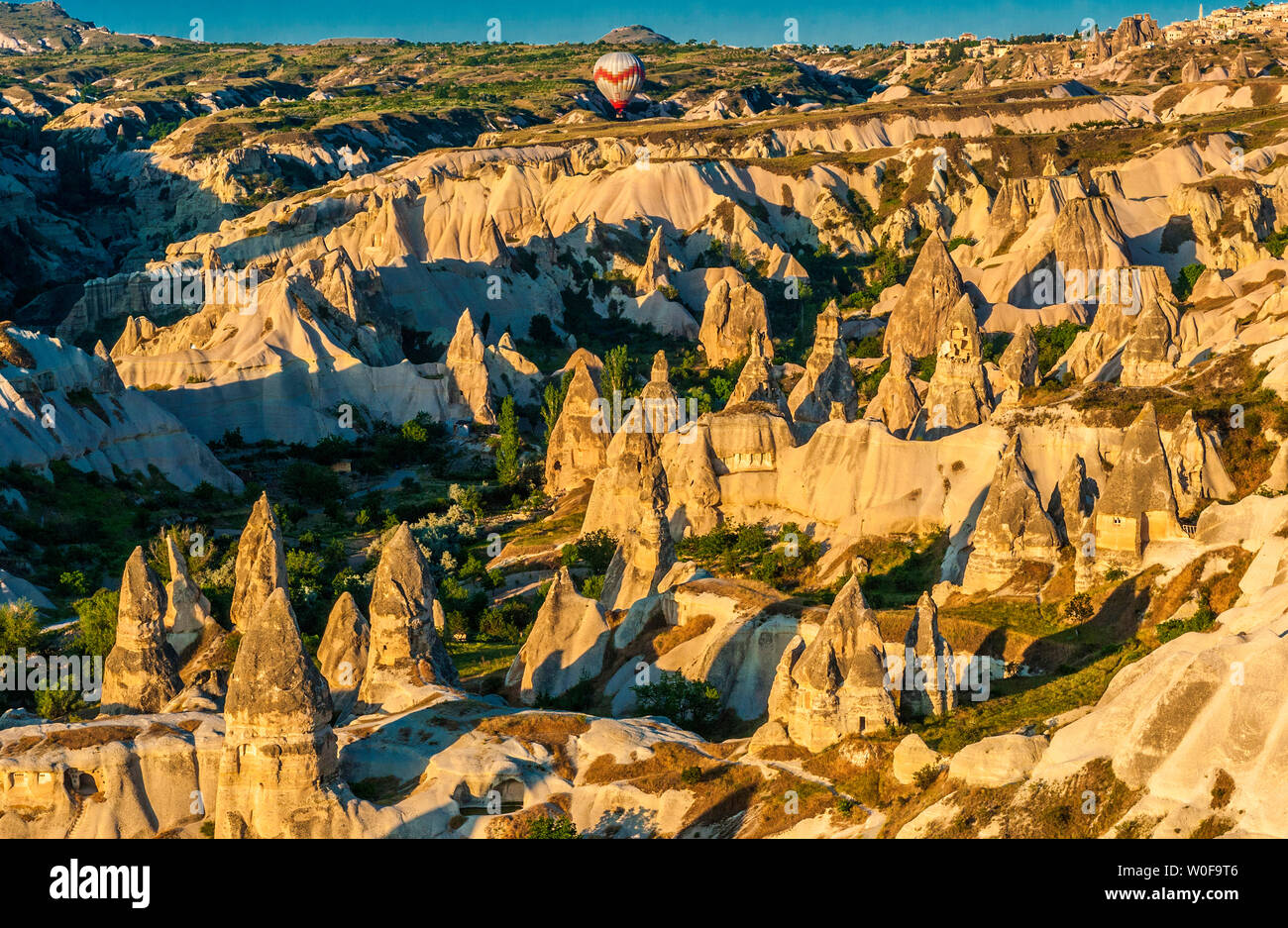 Türkei, Goreme National Park und Rock Sites von Kappadokien, tuff Kegel und  Höhlenwohnungen (UNESCO Welterbe Stockfotografie - Alamy