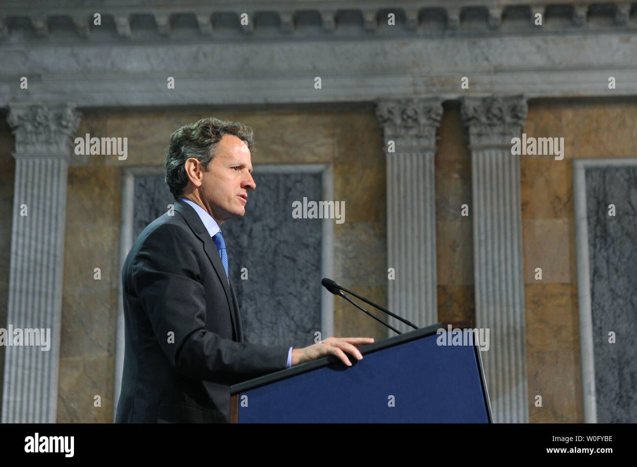 Finanzminister Tim Geithner spricht auf einer Konferenz über die Zukunft der Housing Finance an der Treasury Department in Washington am 17. August 2010. UPI/Kevin Dietsch Stockfoto