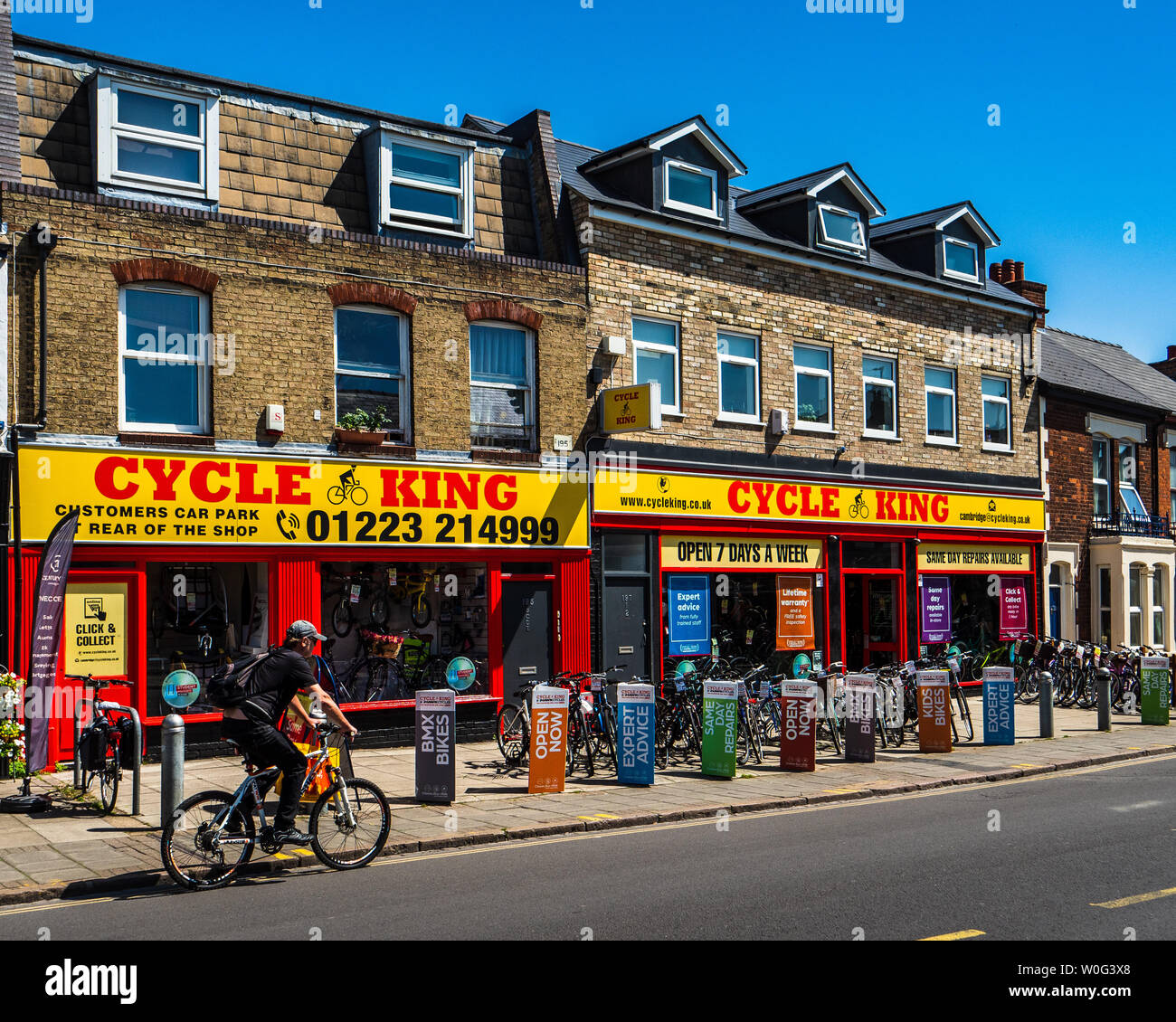 Cambridge Bike Shop - der Zyklus König rabatt Bike Store auf Mill Road Cambridge Stockfoto