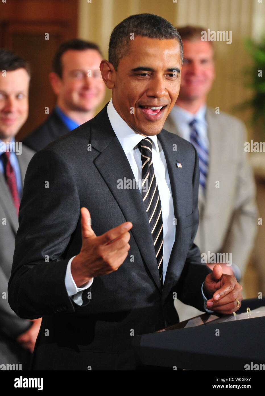 Präsident Barack Obama liefert Erläuterungen auf einer Veranstaltung, wo er NASCAR Sprint Cup Series Champion Jimmie Johnson im Weißen Haus in Washington, D.C. am 7. September 2011 ausgezeichnet. UPI/Kevin Dietsch Stockfoto