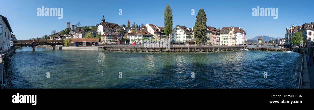 Panorama Luzern, Reuss, Schweiz | Panorama bin Induktionskopfhörern Reuss in Luzern, Schweiz Stockfoto