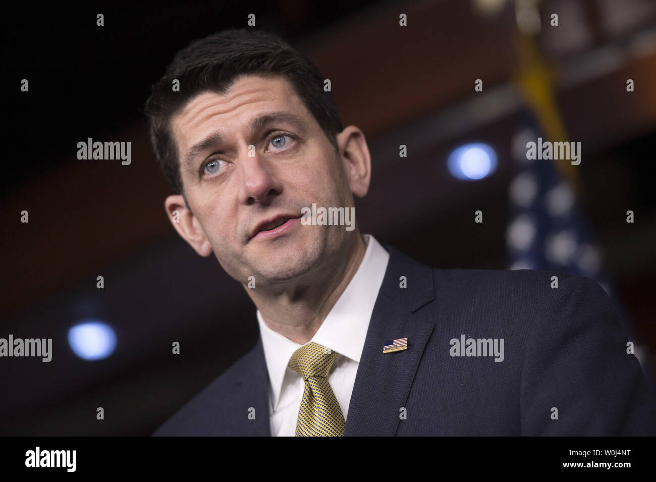 Sprecher des Hauses Paul Ryan (R-WI) hält seine wöchentlichen Pressekonferenz in Washington, D.C. am 3. März 2016. Ryan sprach über die Präsidentschaftswahlen, die bestätigt, dass der Republikanische Front Runner Donald Trump zu ihm erreicht die Agenda der Partei zu diskutieren. Foto von Kevin Dietsch/UPI Stockfoto