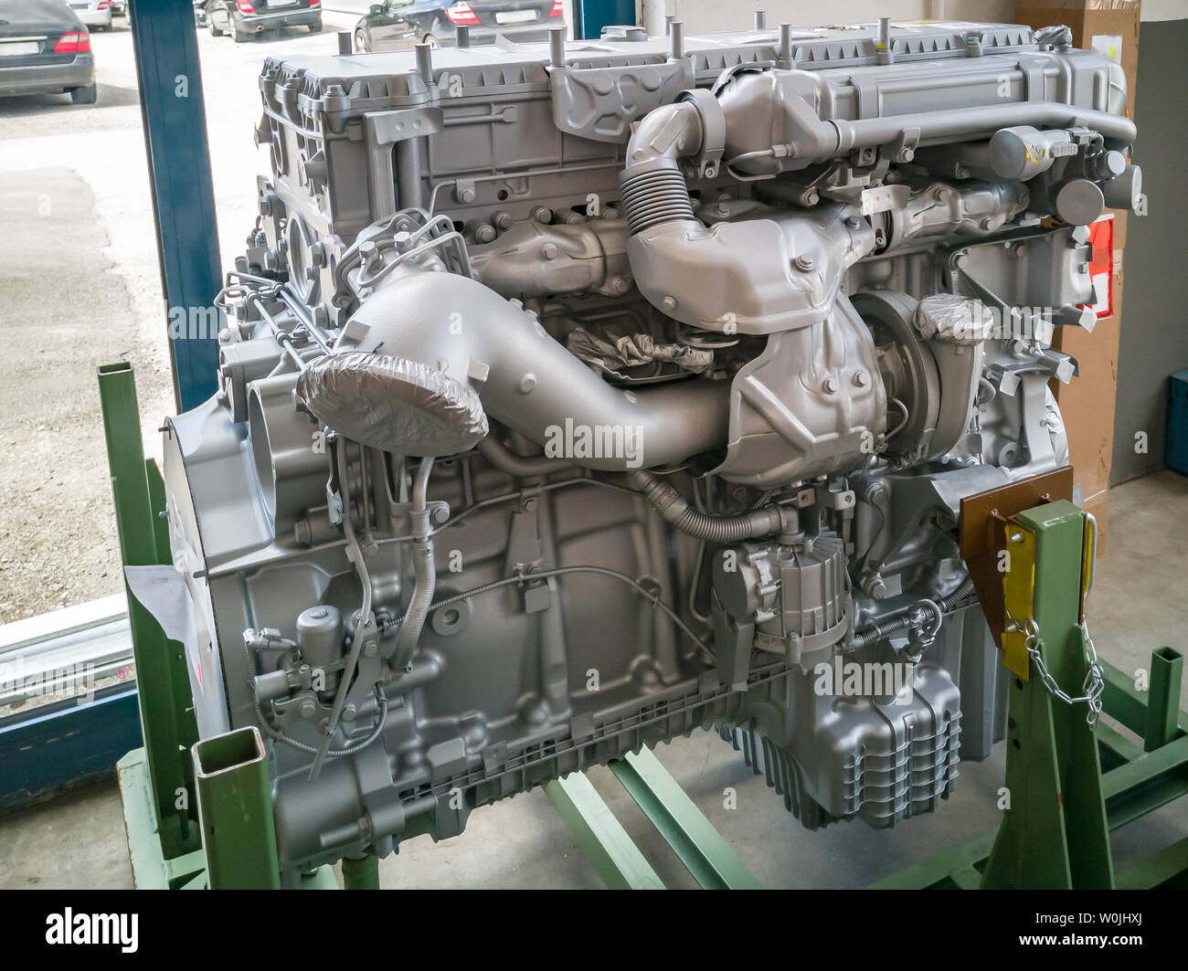 Neue lkw-Diesel Motor ausgebaut Stockfotografie - Alamy