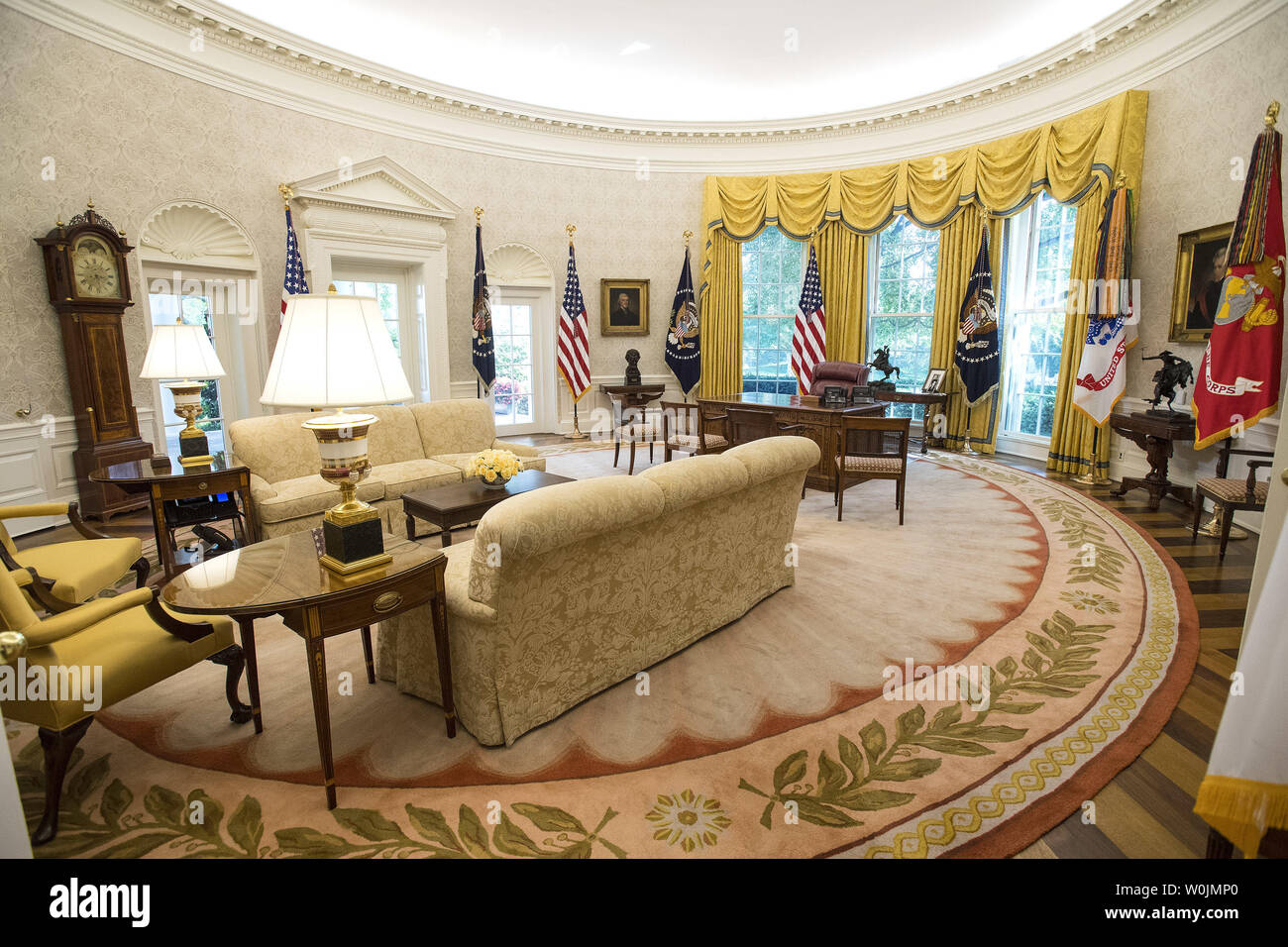 Das Oval Office ist folgenden Updates und Erneuerungen im Weißen Haus in  Washington, D.C. am 22. August 2017 gesehen. Der Westflügel wurde kürzlich  renoviert, Verbesserung und Aktualisierung der HVAC- und IT-Systeme sowie
