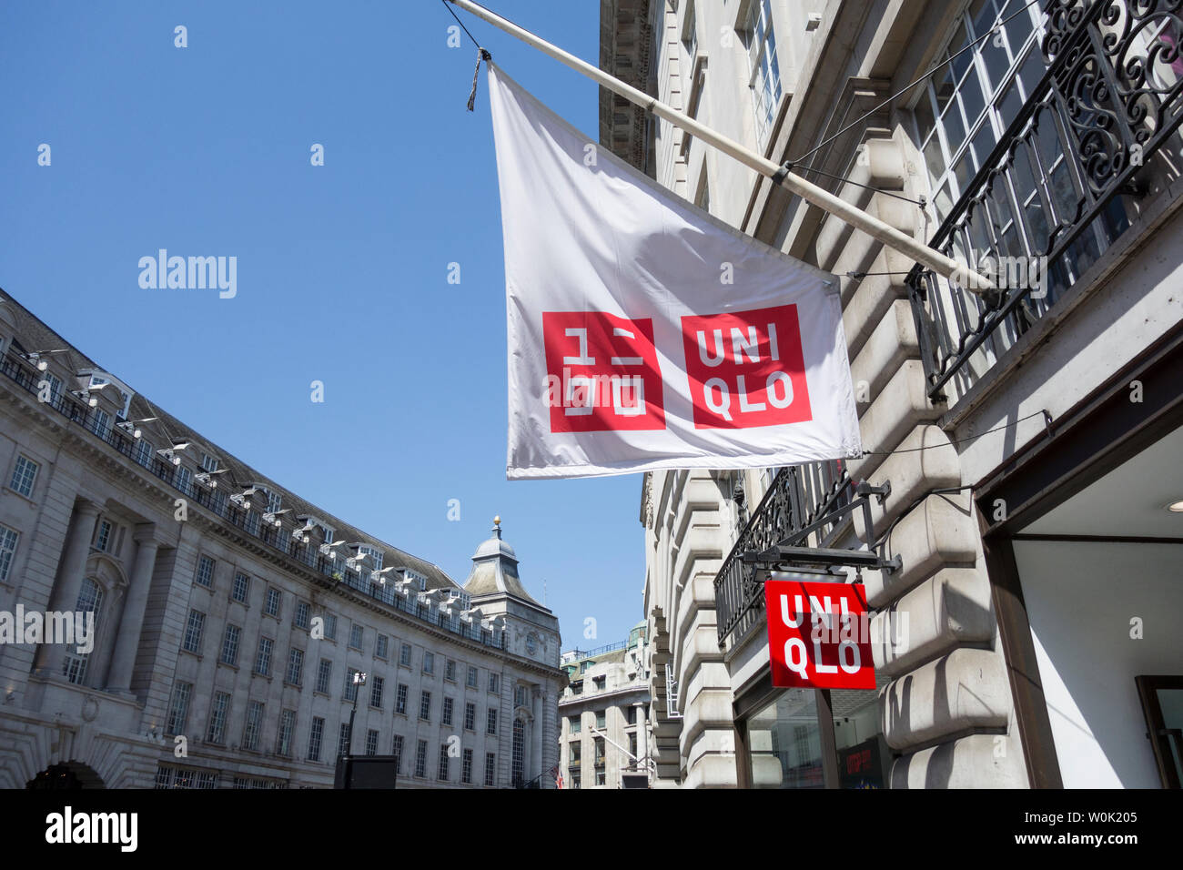 UniQlo Bekleidung Einzelhandel an der Regent Street, London, UK Stockfoto