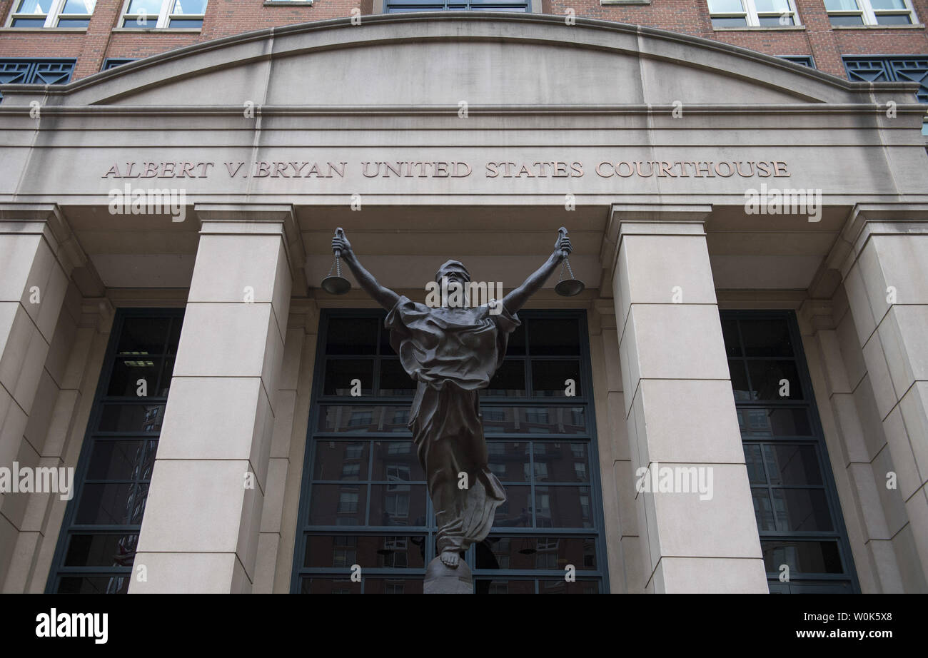 Die Albert V. Bryan United Gerichtsgebäude Staaten ist während der betrugsprozess für Paul Manafort, ehemaliger Kampagne Vorsitzender Präsident Donald Trump, in Alexandria, Virginia am 6. August 2018 gesehen. Foto von Kevin Dietsch/UPI Stockfoto